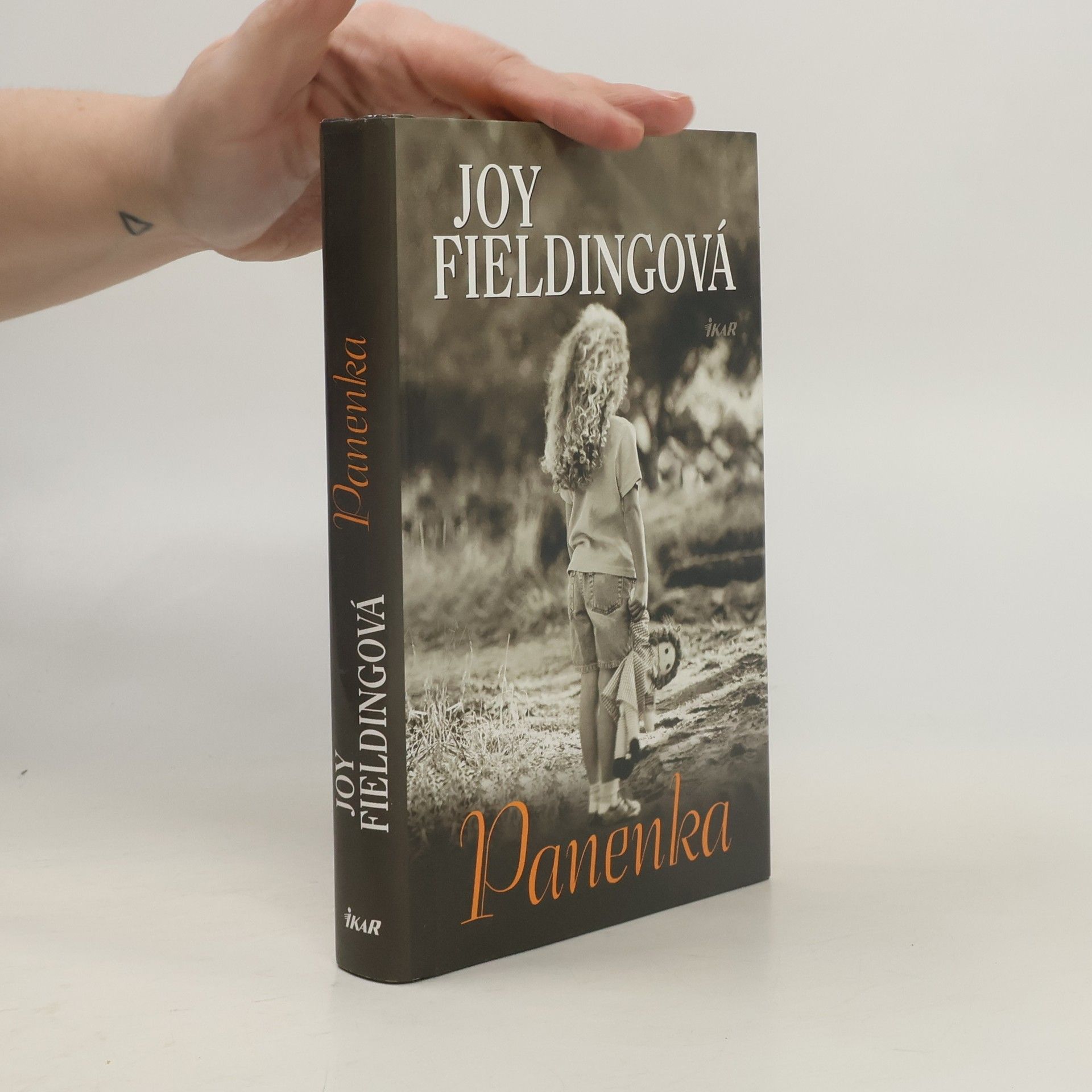 Joy Fielding Panenka