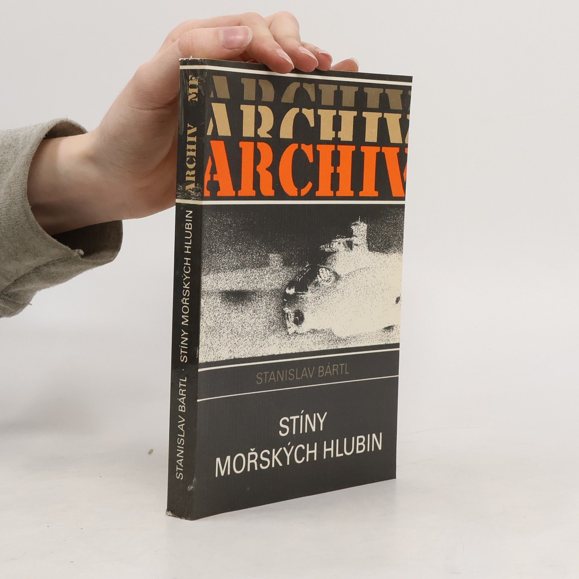 Stanislav Bártl Stíny mořských hlubin