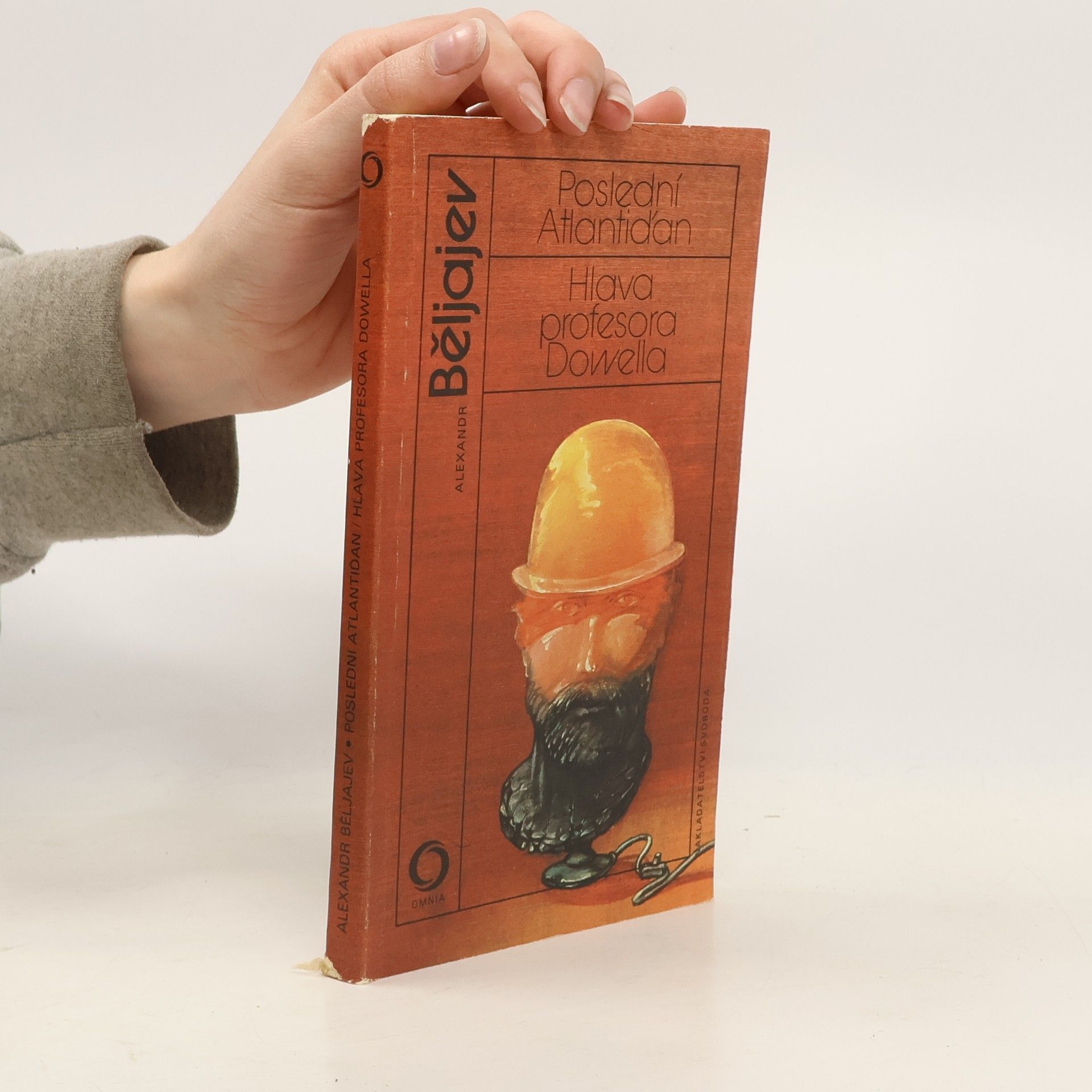 Aleksandr Romanovič Beljajev Poslední Atlantiďan. Hlava profesora Dowella