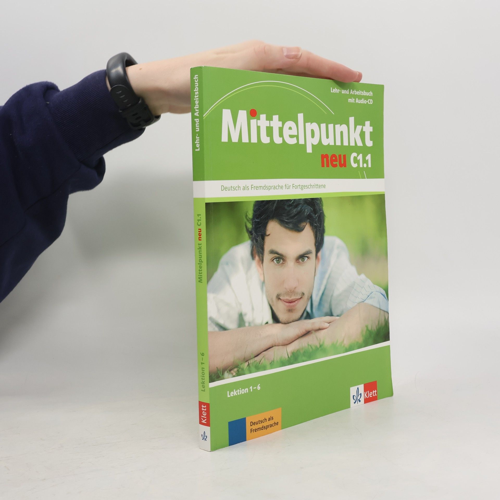 Various authors Mittelpunkt - neu