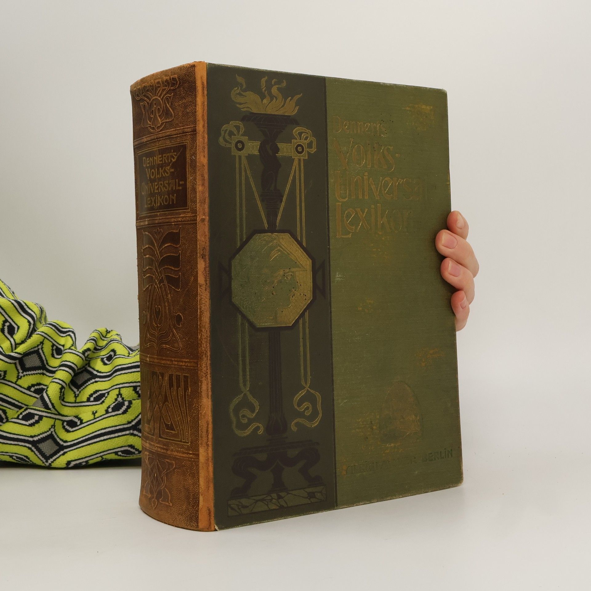 E. Dennert Volks-Universal-Lexikon