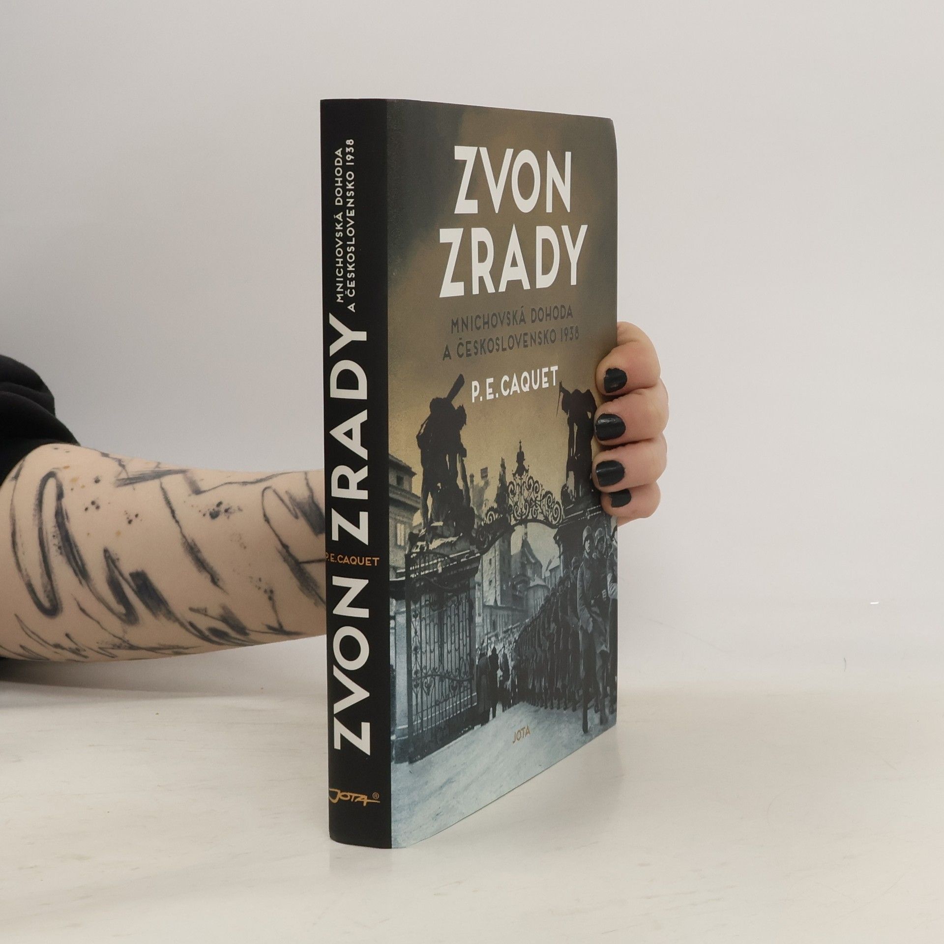 P. E. Caquet Zvon zrady