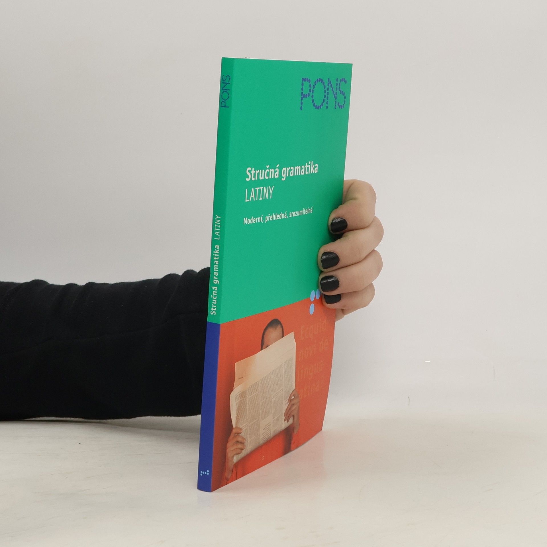 Helmut Schareika Stručná gramatika latiny : moderní, přehledná, srozumitelná
