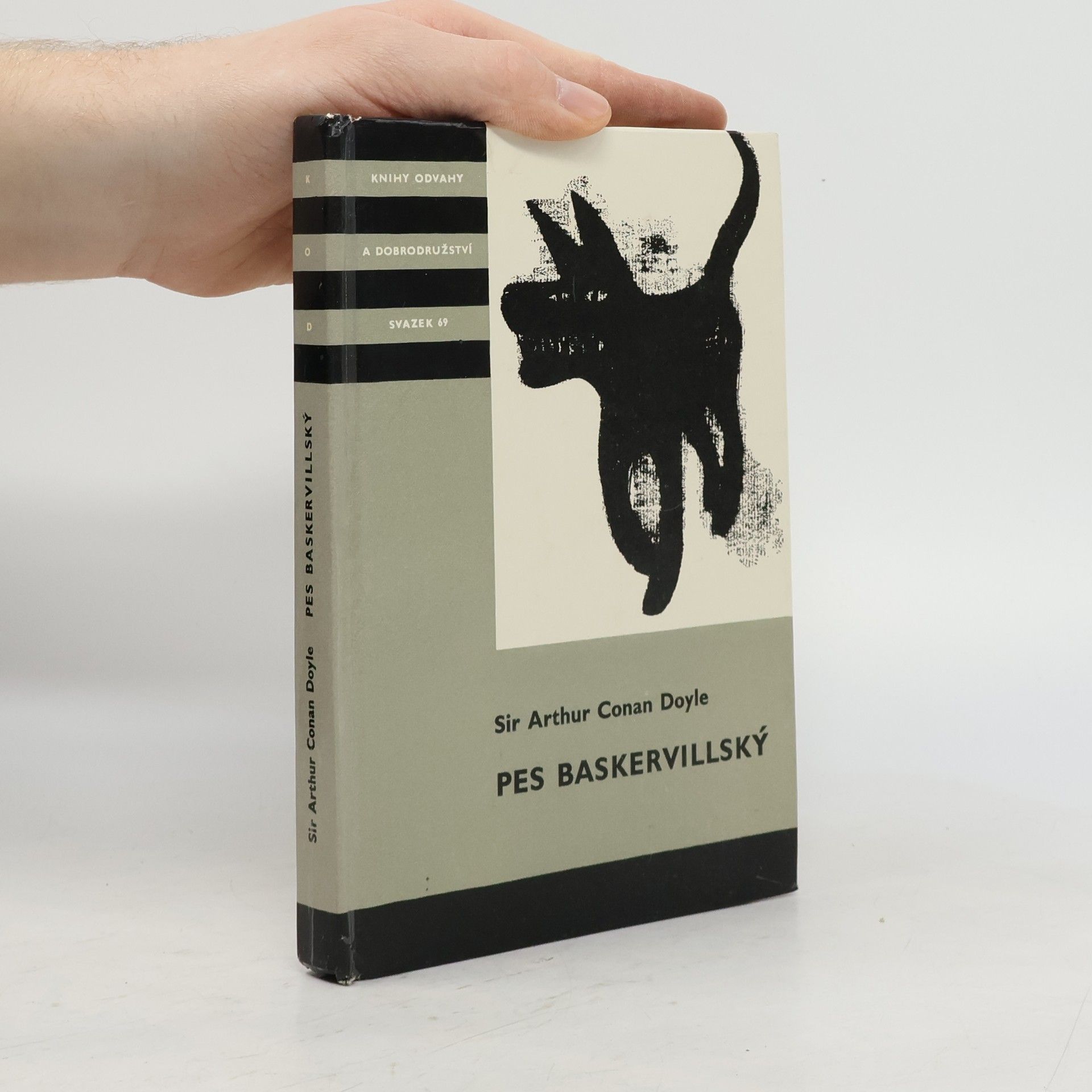 Arthur Conan Doyle Pes baskervillský