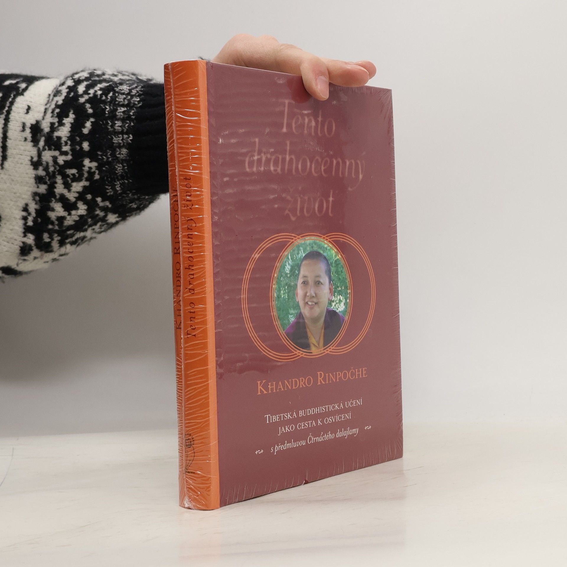 Khandro Rinpoče Tento drahocenný život