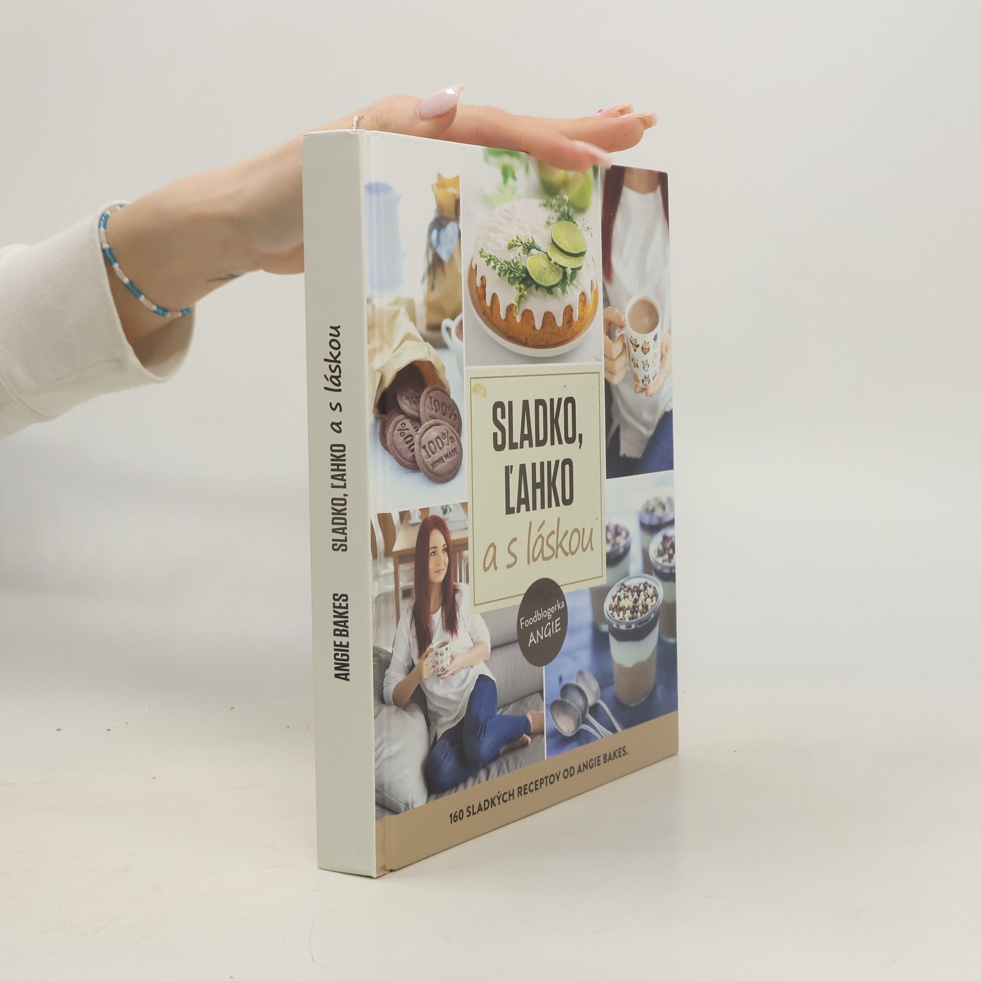 Angie Bakes Sladko, ľahko a s láskou