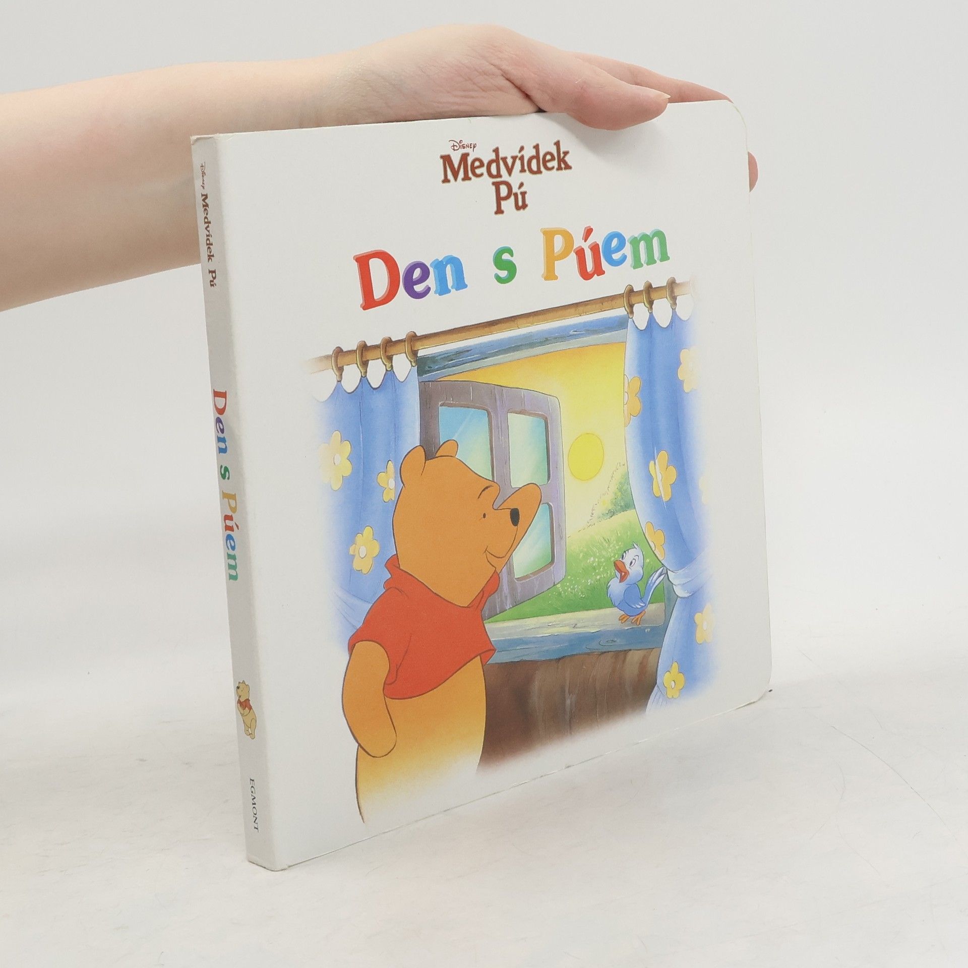 Autores varios Medvídek Pú - Den s Púem