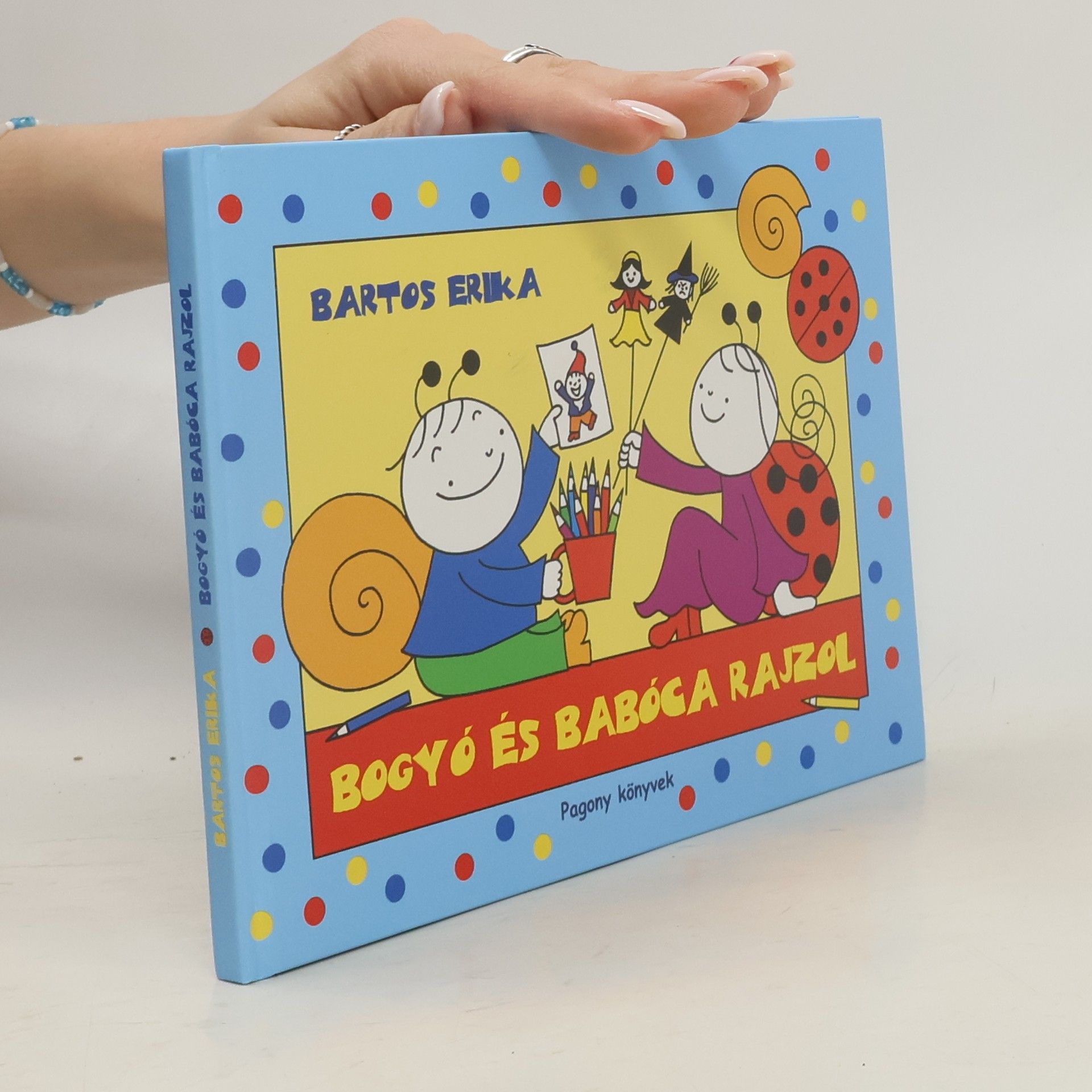 Erika Bartos Bogyó és Babóca rajzol