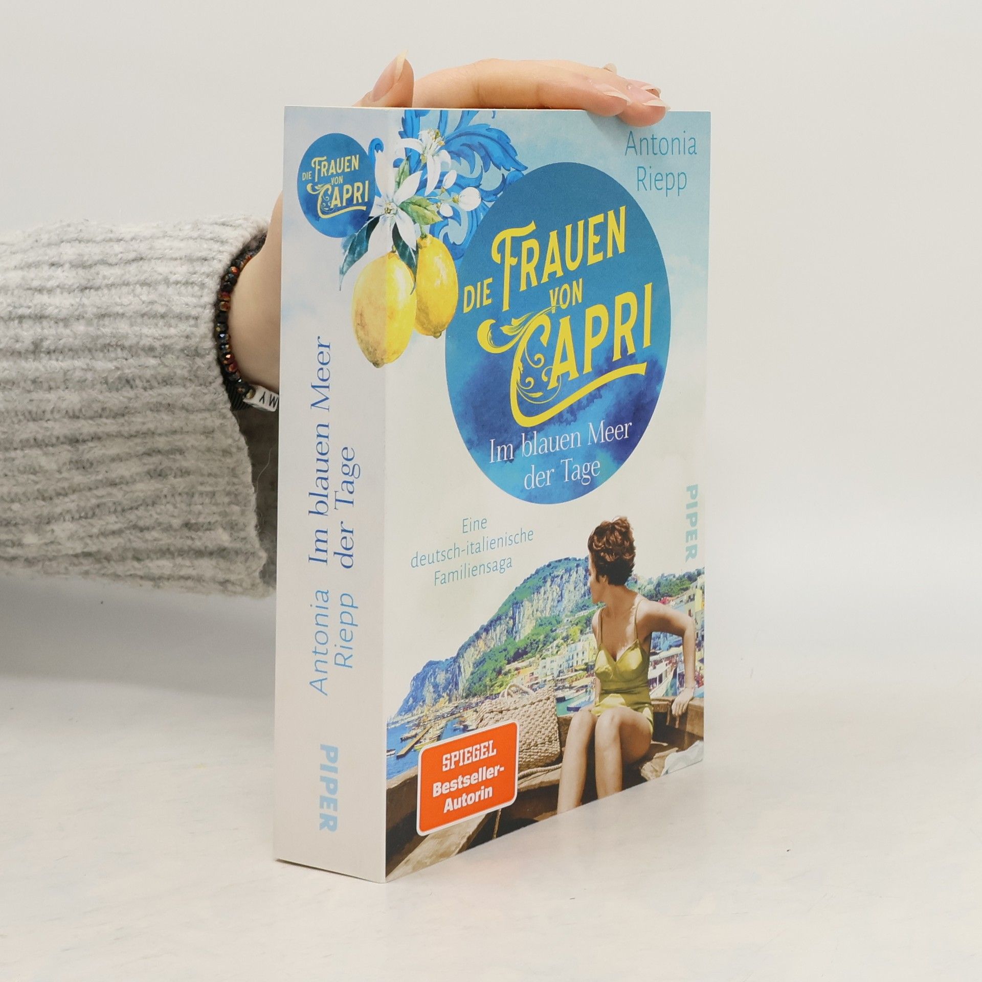 Die Frauen von Capri - im blauen Meer der Tage