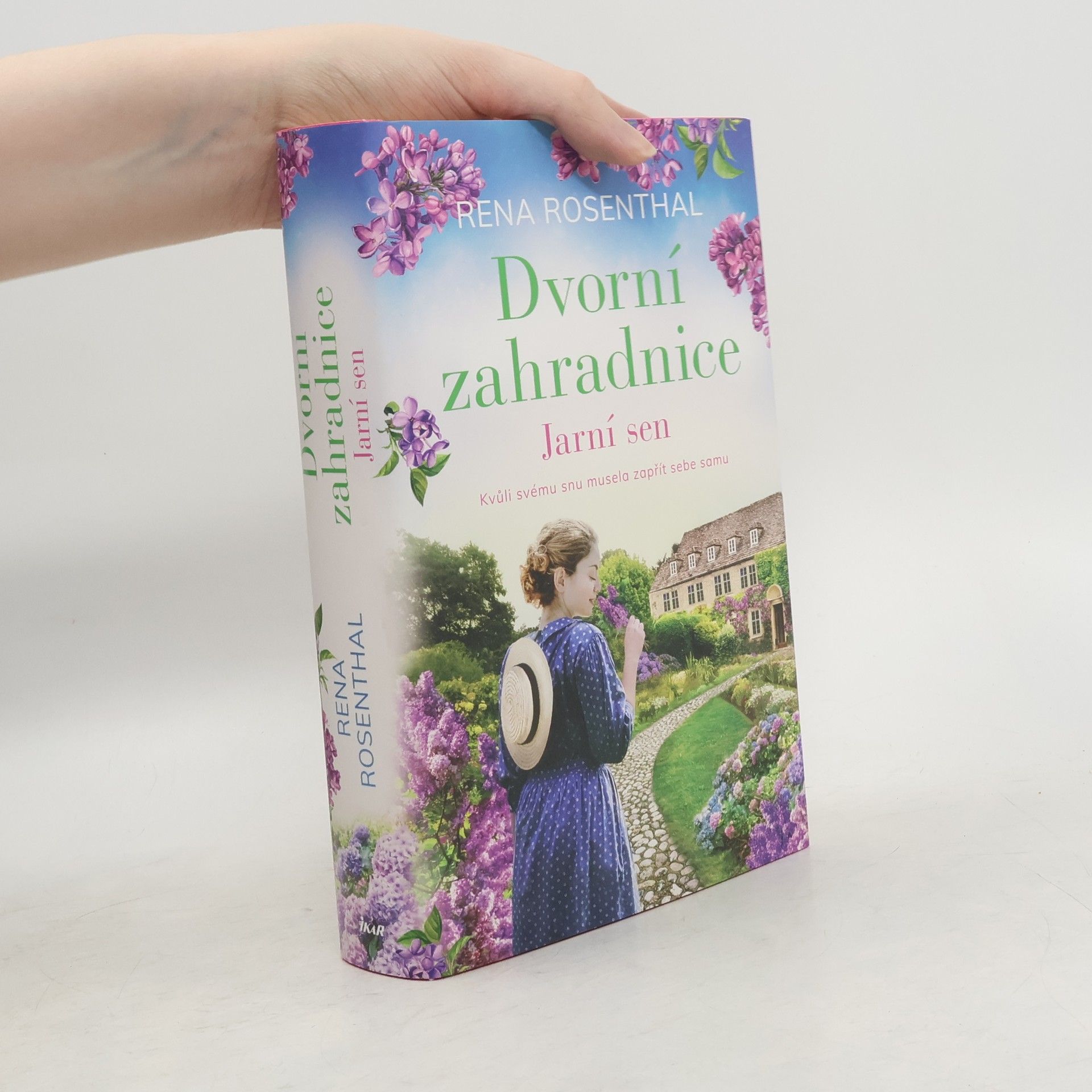 Rena Rosenthal Dvorní zahradnice. Jarní sen