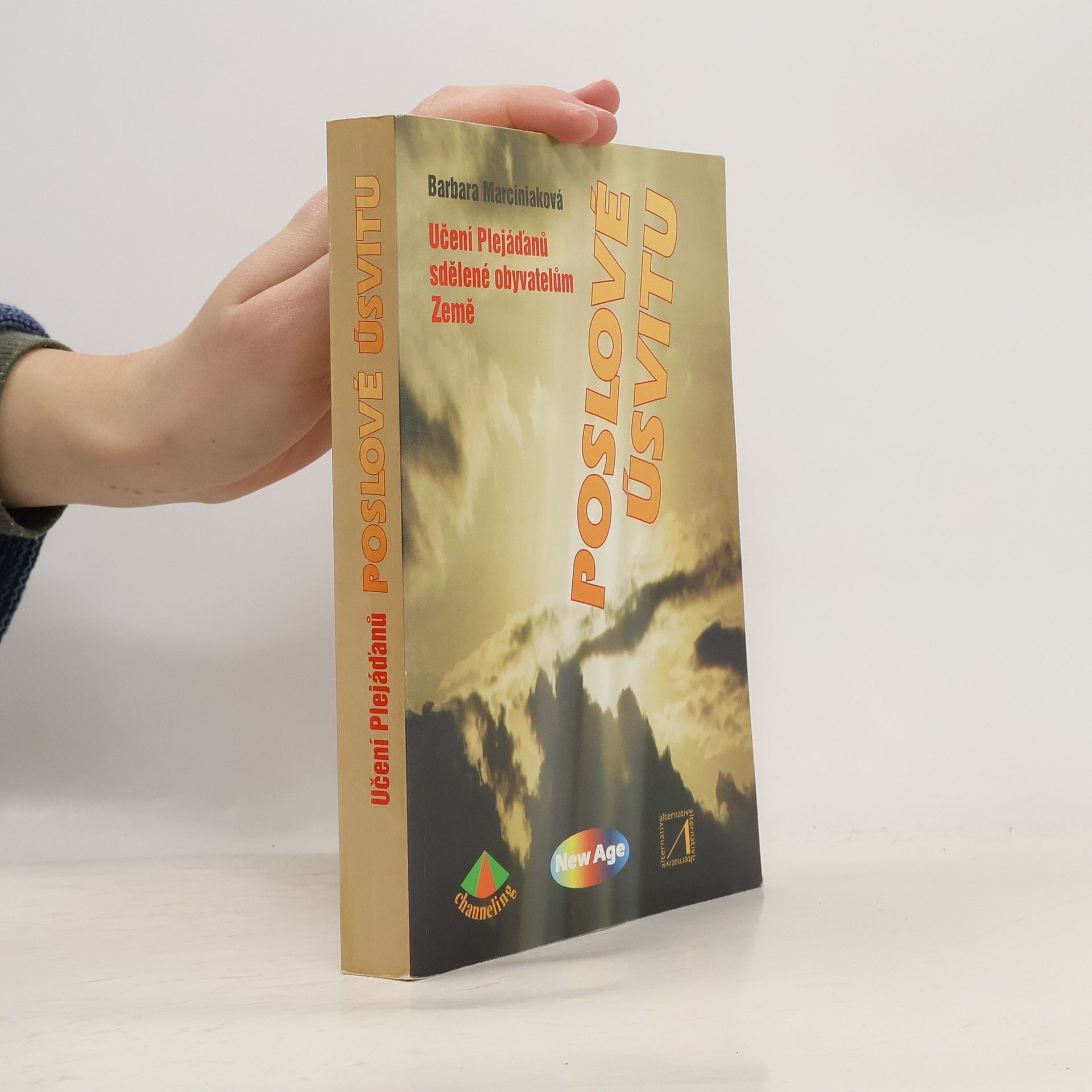 Barbara Marciniak Poslové úsvitu