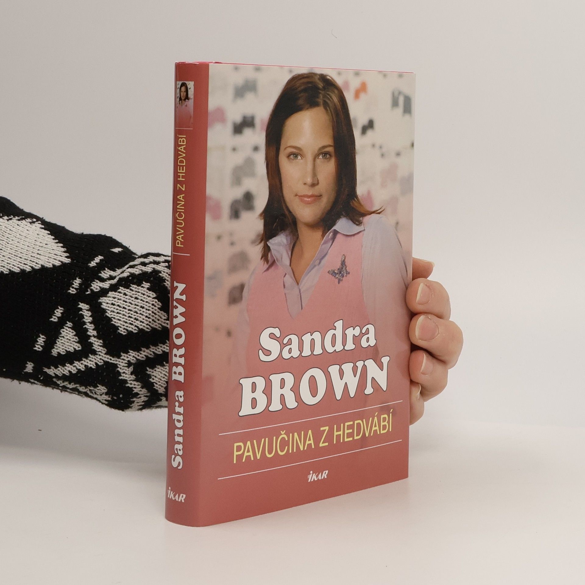 Sandra Brown Pavučina z hedvábí