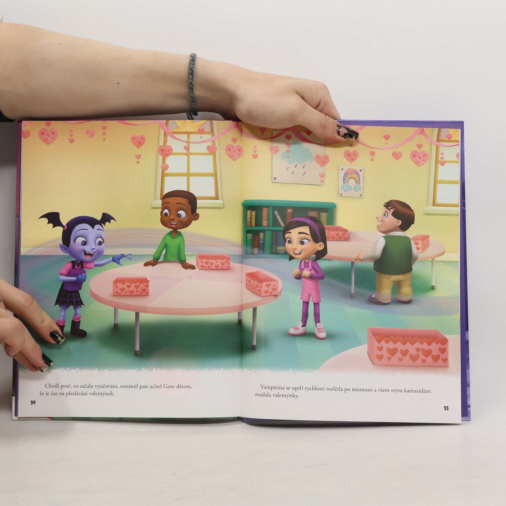 Various authors Vampirina. Strašidelný motel