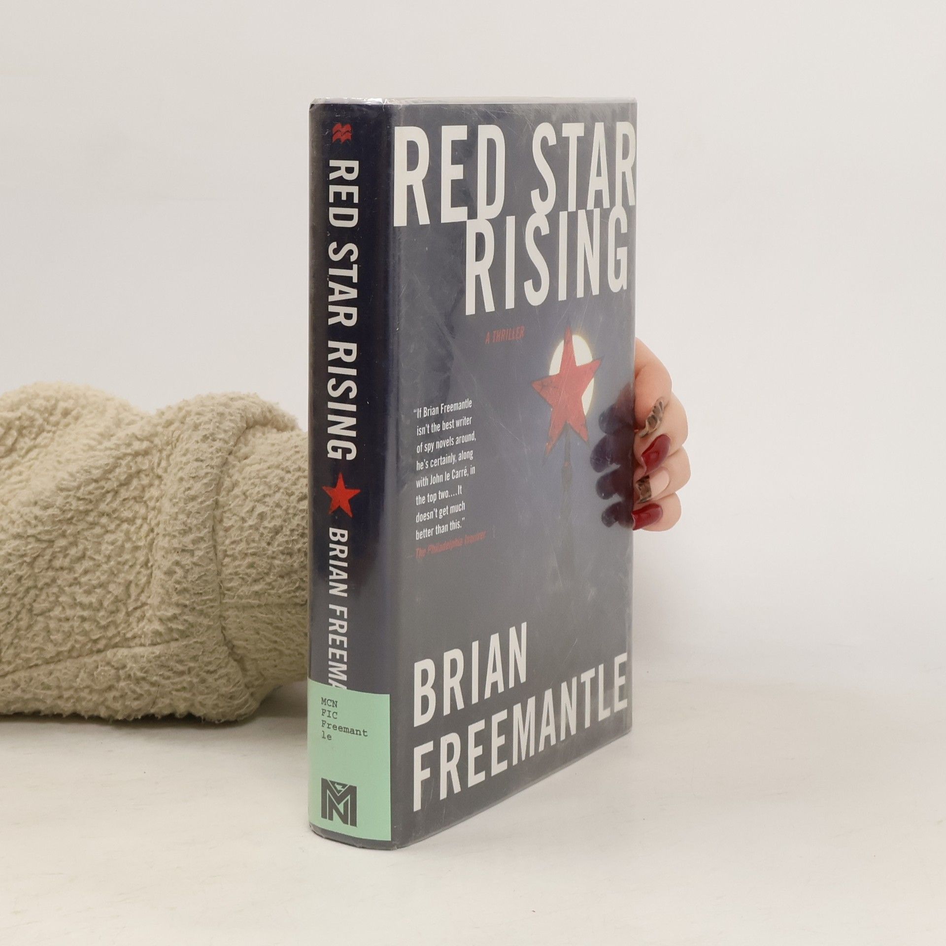 Brian Freemantle Charlie Muffin - 14: Red Star Rising