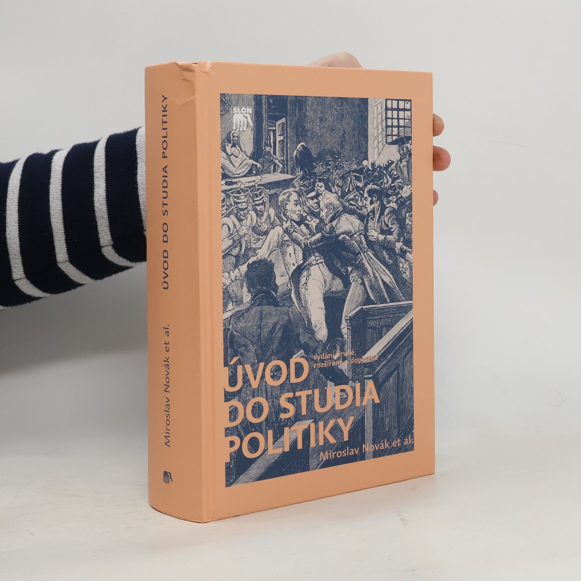 Auteurscollectief Úvod do studia politiky