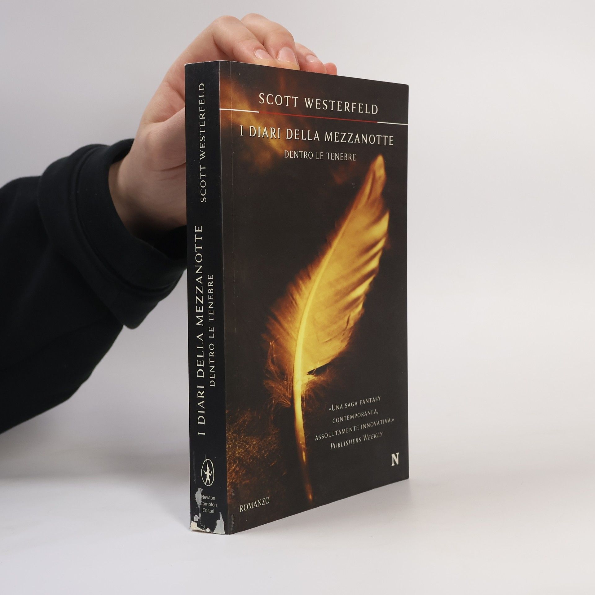 Scott Westerfeld Dentro le tenebre. I diari della mezzanotte