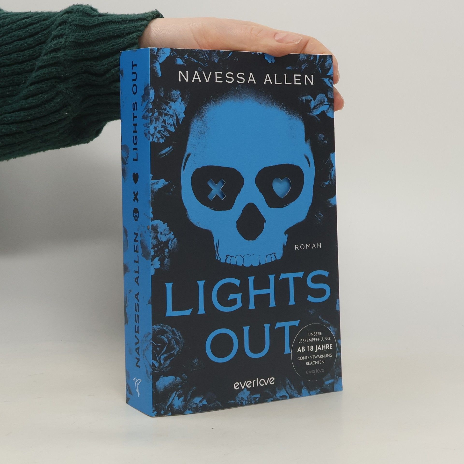 Navessa Allen Lights Out