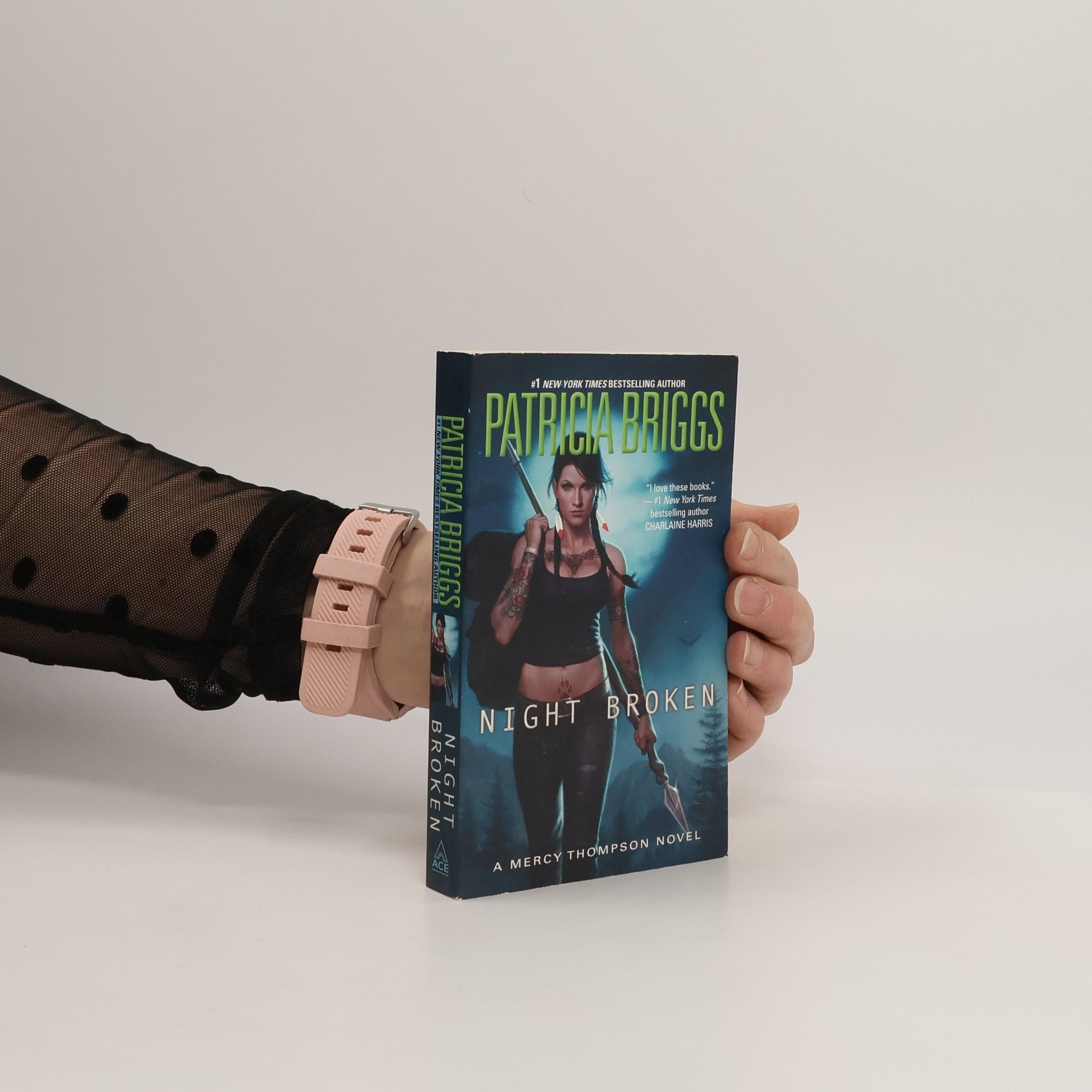 Patricia Briggs Mercy Thompson - 8: Night Broken