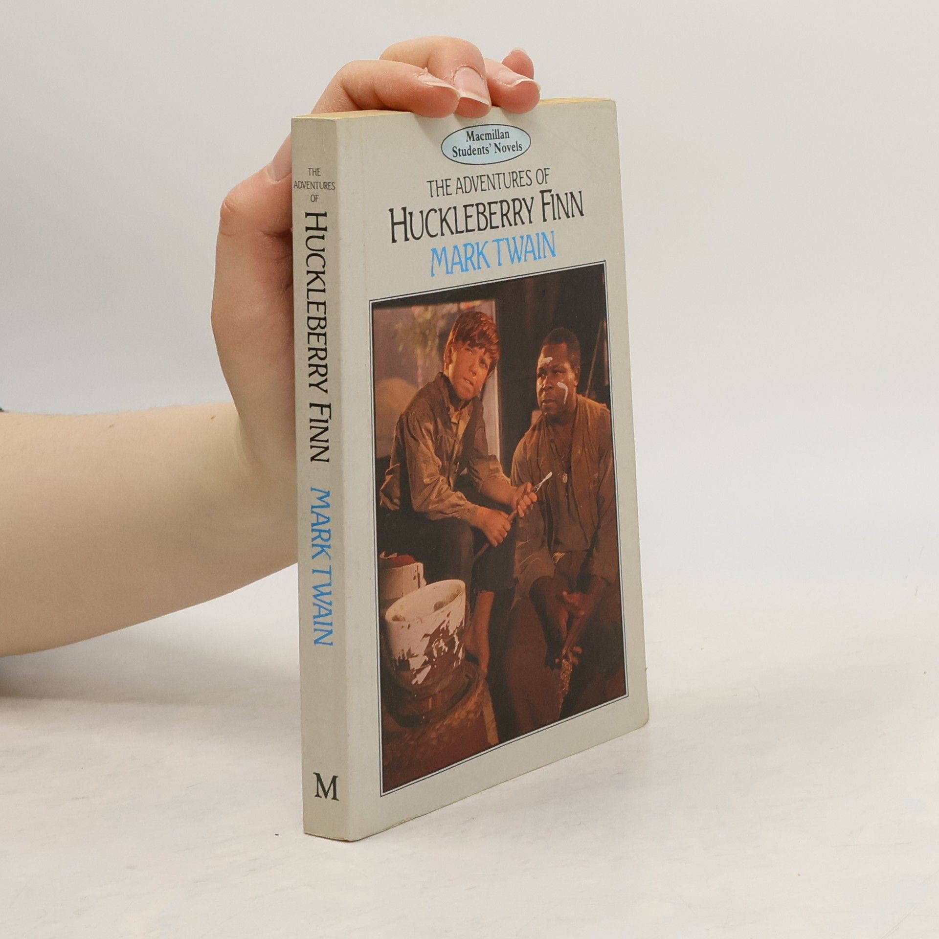 Mark Twain Macmillan Students' Novels: The Adventures of Huckleberry Finn