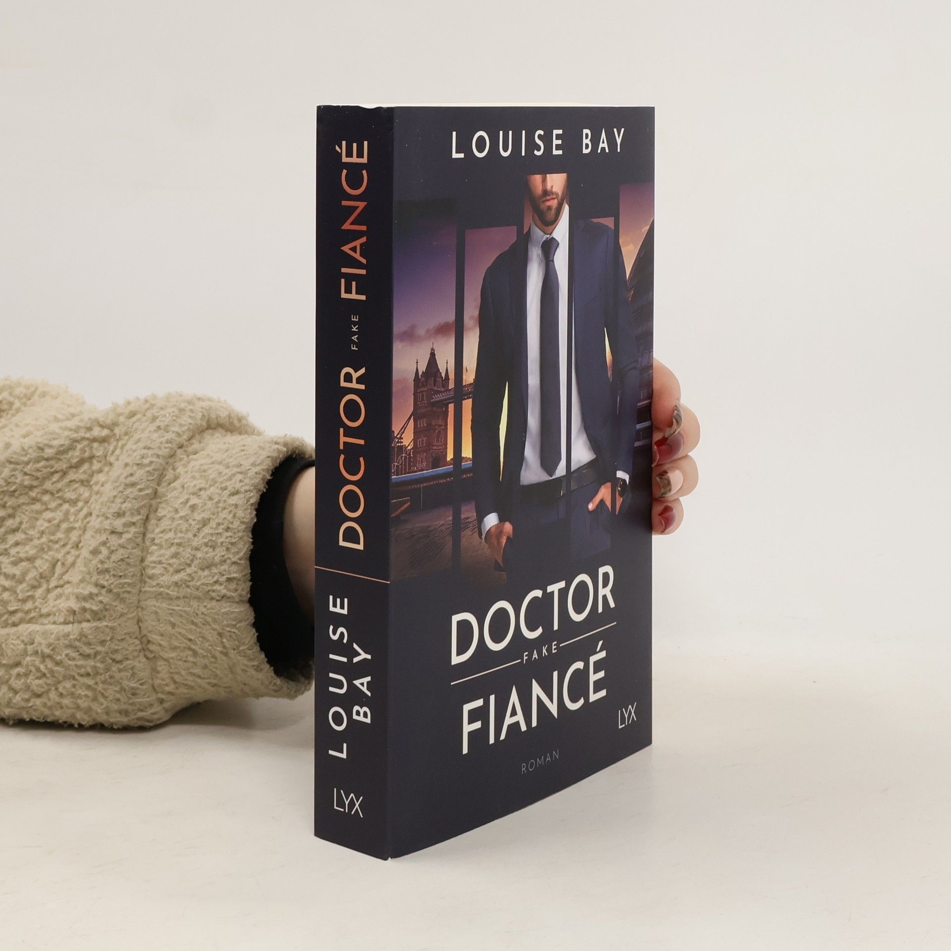 Louise Bay Doctor Fake Fiancé / Doctor Bd.4