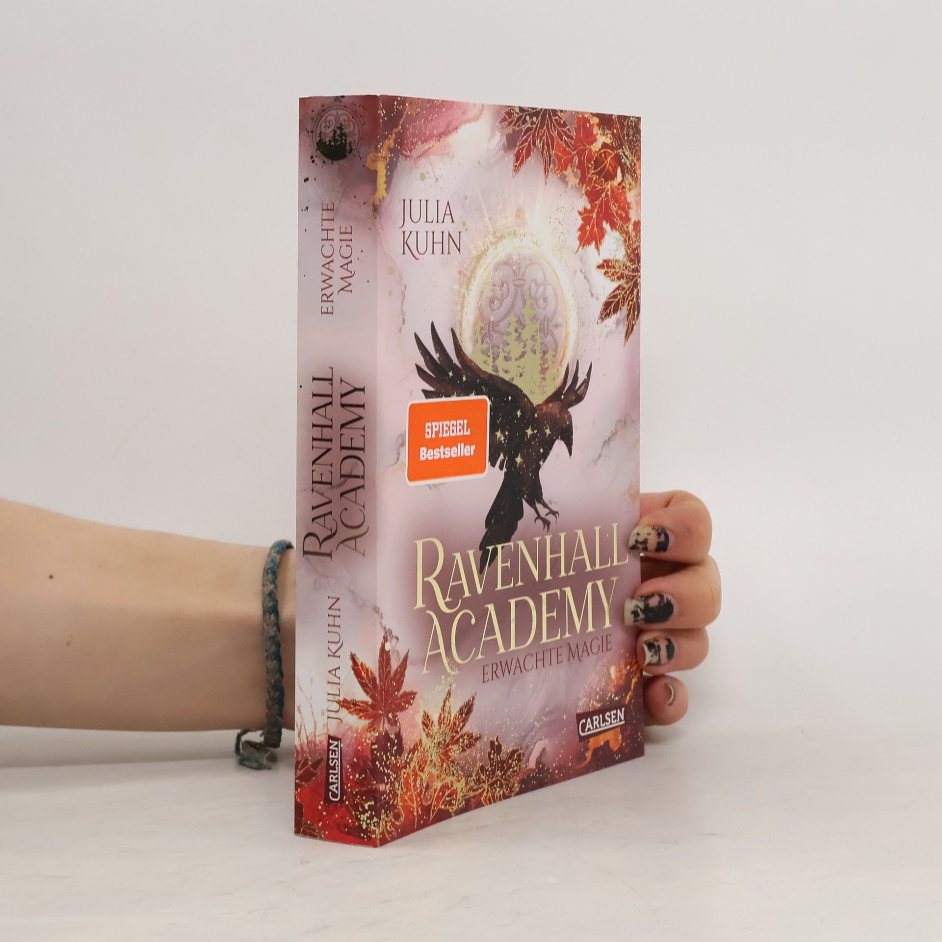 Julia Kuhn Ravenhall Academy 2: Erwachte Magie