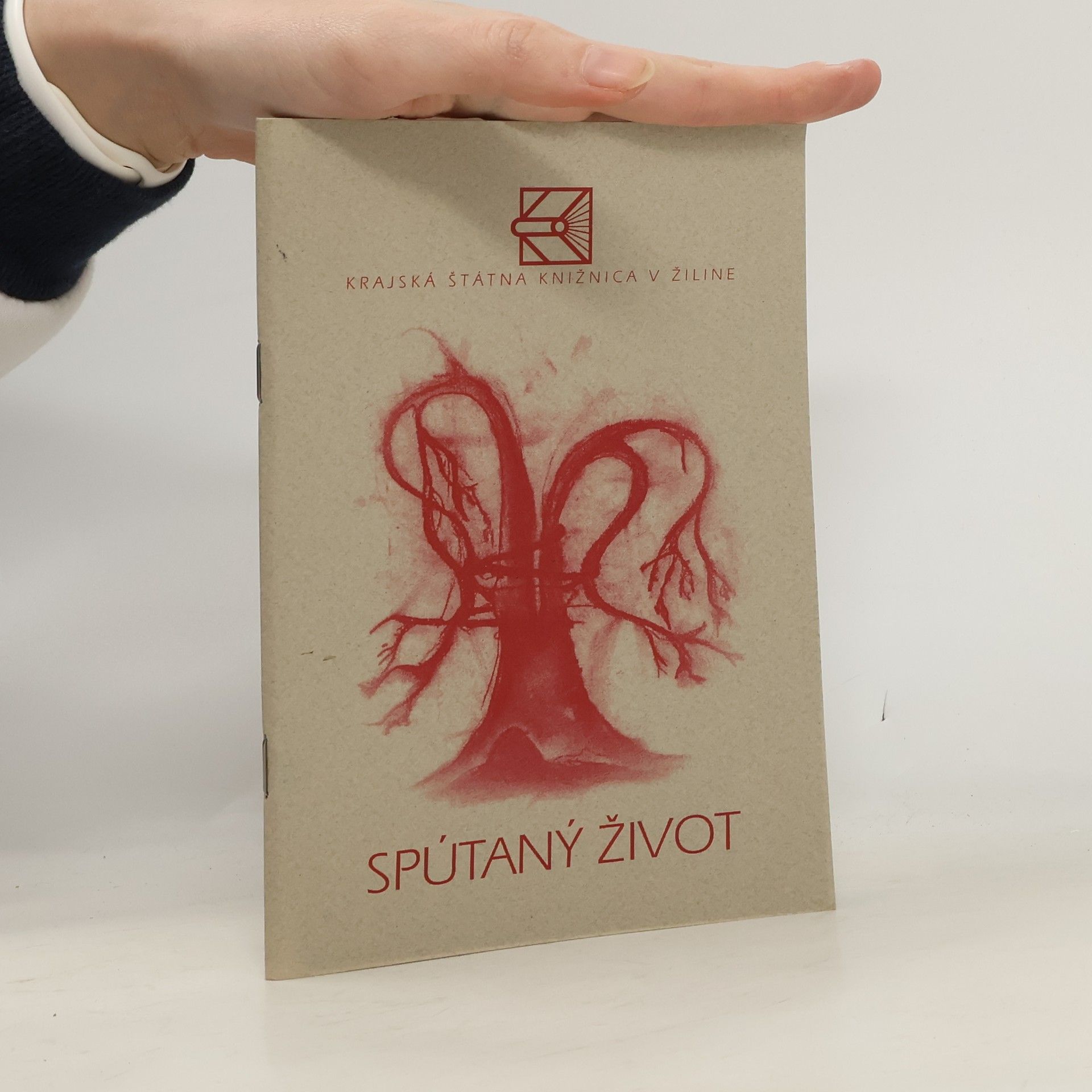Various authors Spútaný život