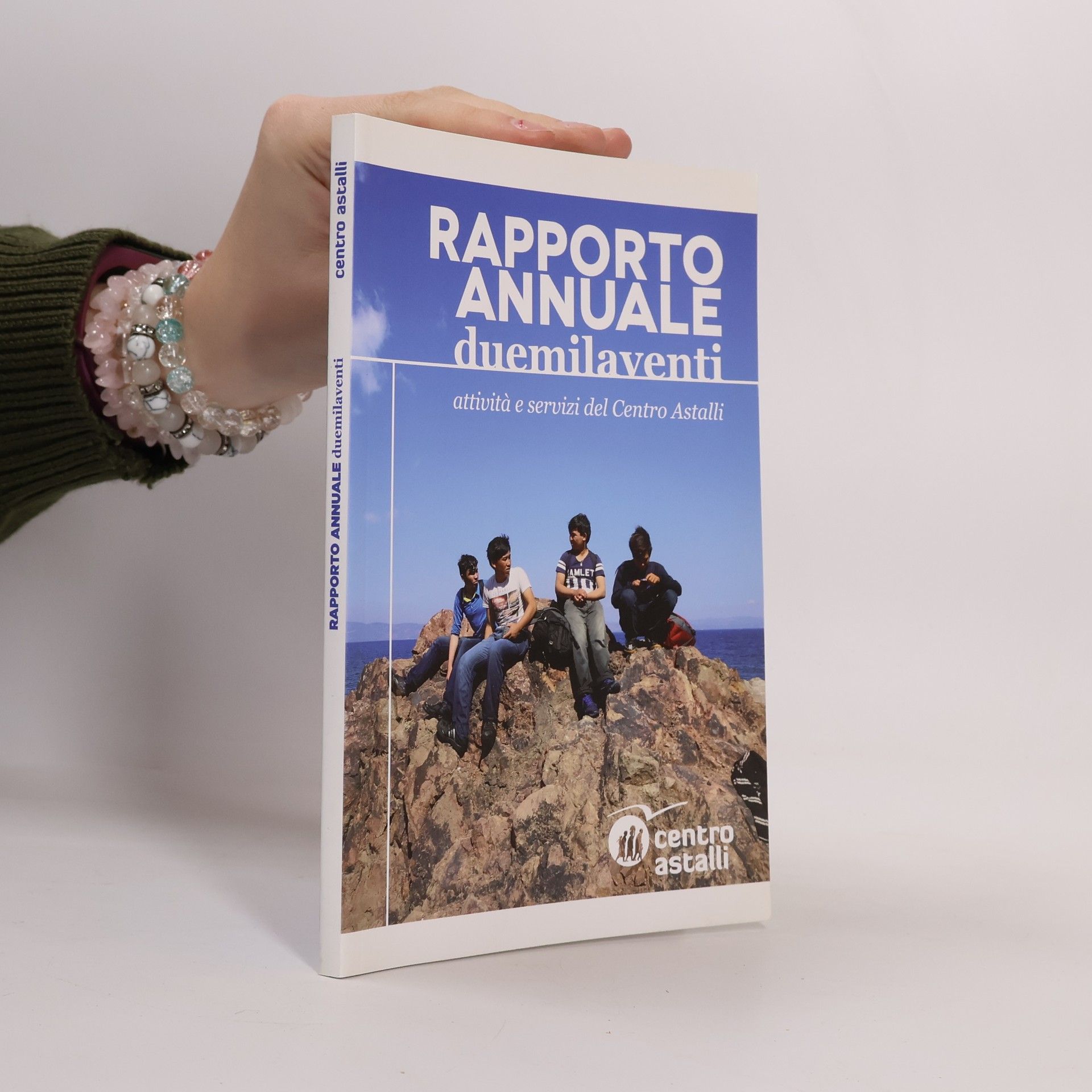 Various authors Rapporto annuale duemilaventi