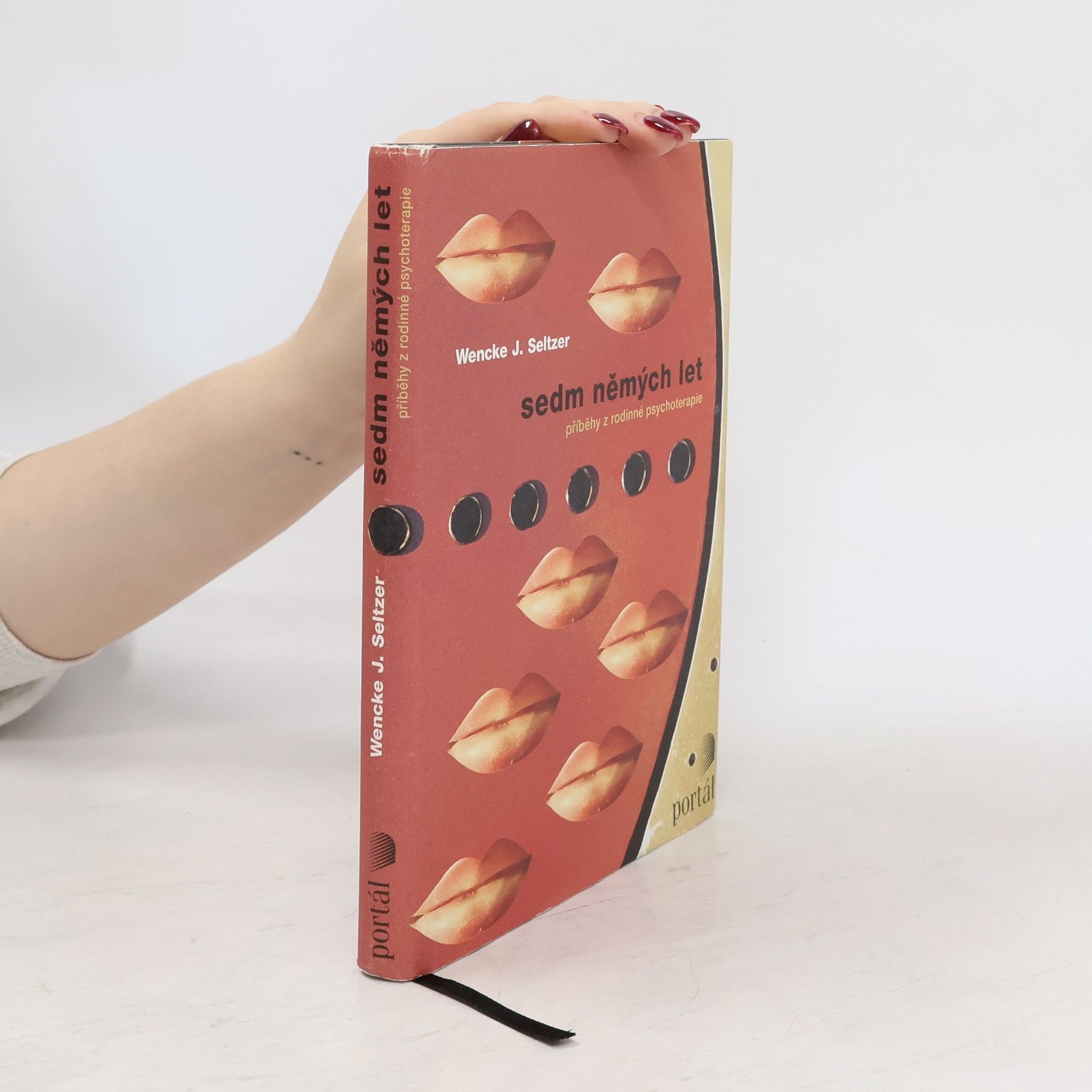 Wencke J. Seltzer Sedm němých let. Příběhy z rodinné psychoterapie