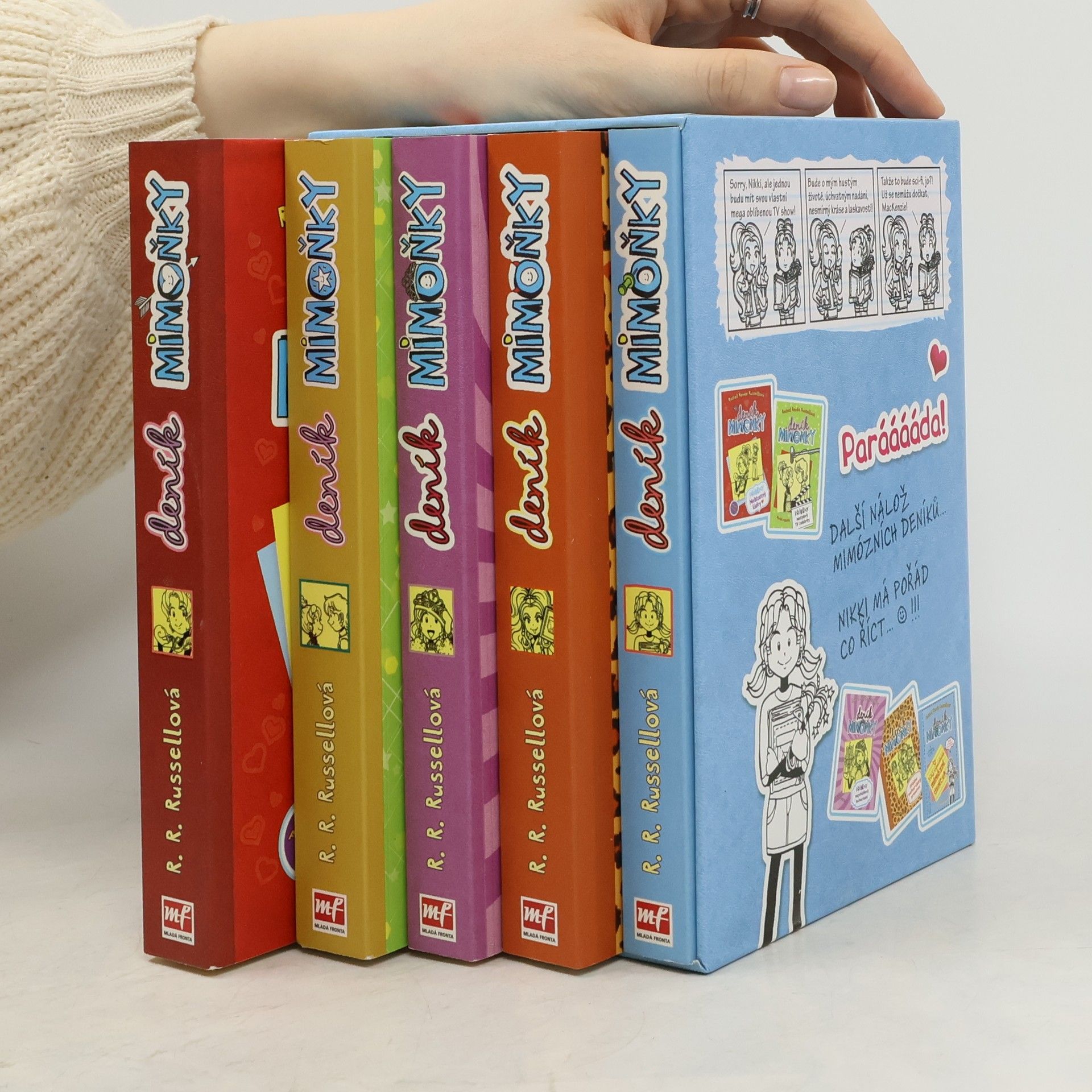 Rachel Renee Russell Deník Mimoňky 6-9 + deníček (box)