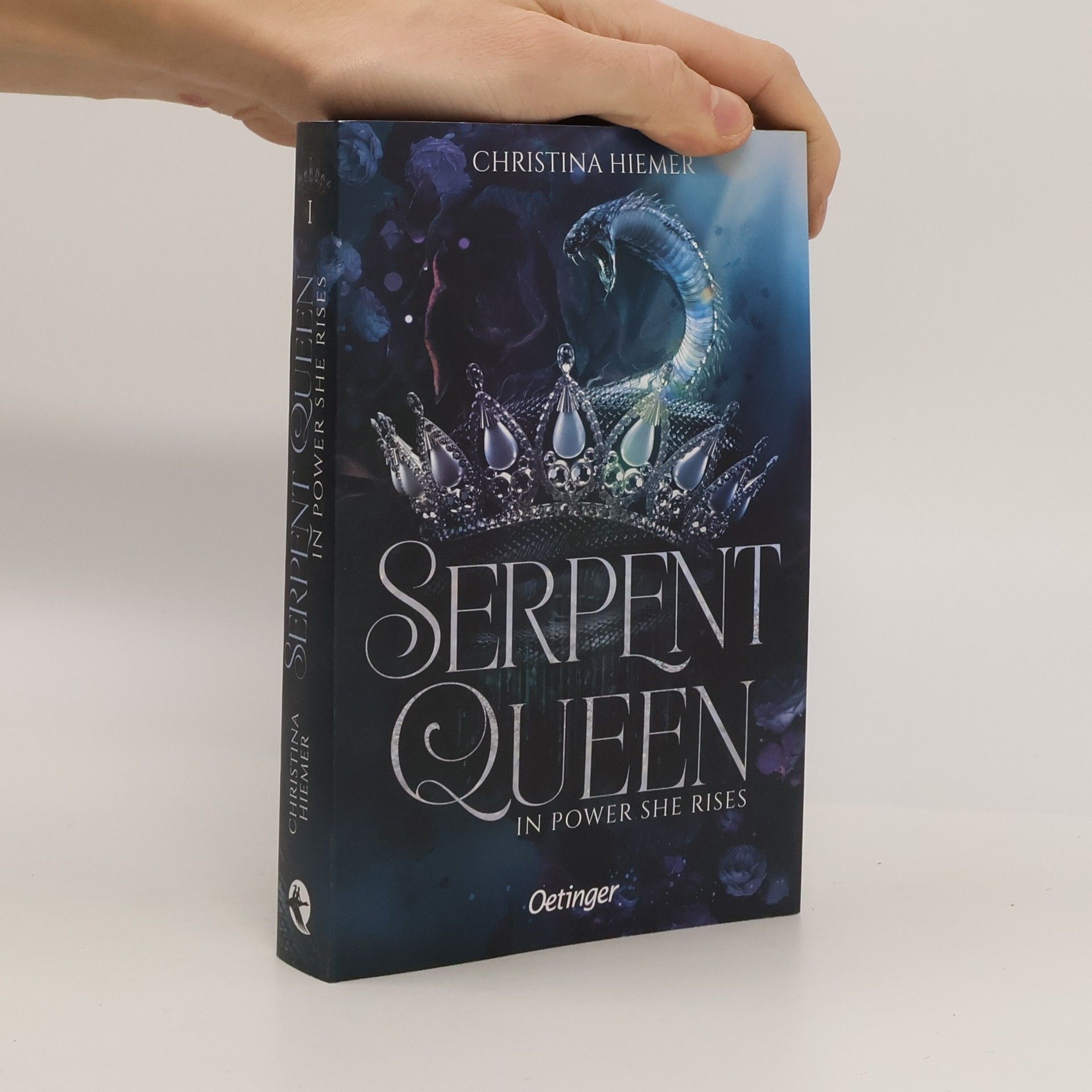 Christina Hiemer In Power She Rises / Serpent Queen Bd.1