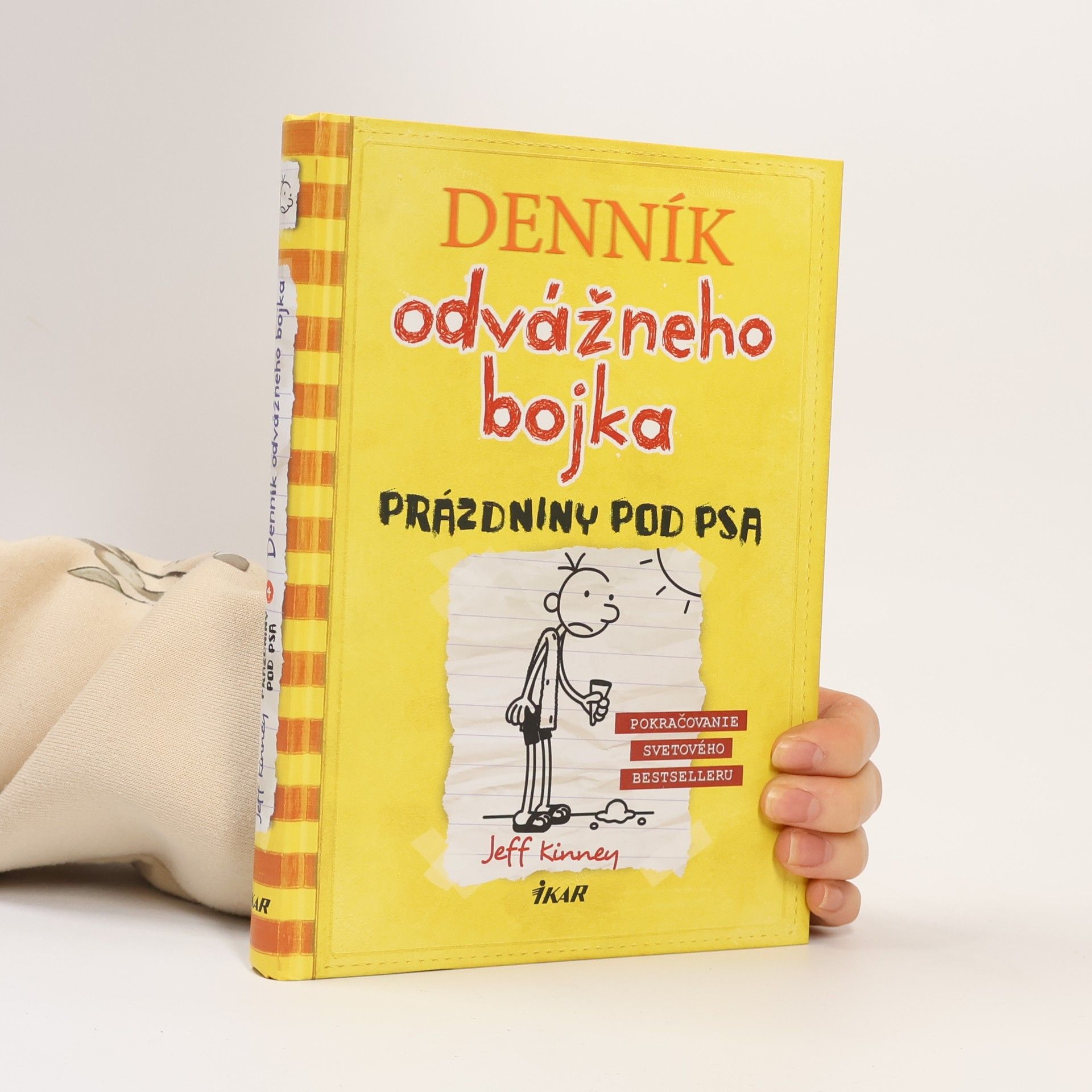 Jeff Kinney Denník odvážneho bojka 4: Prázdniny pod psa
