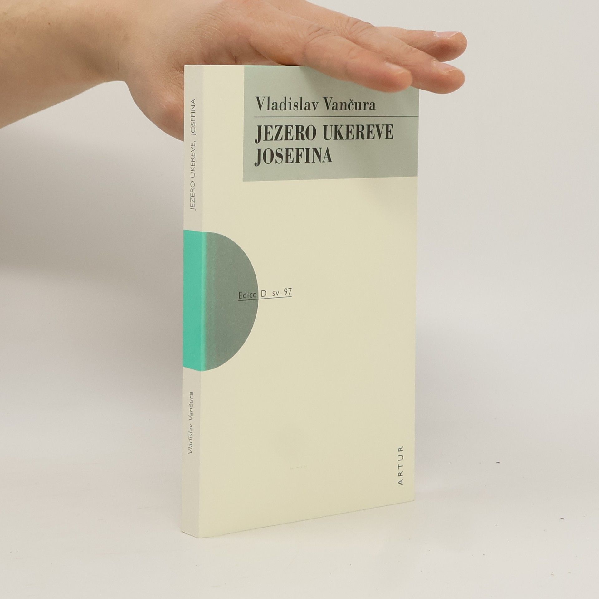 Vladislav Vančura Jezero Ukereve, Josefina
