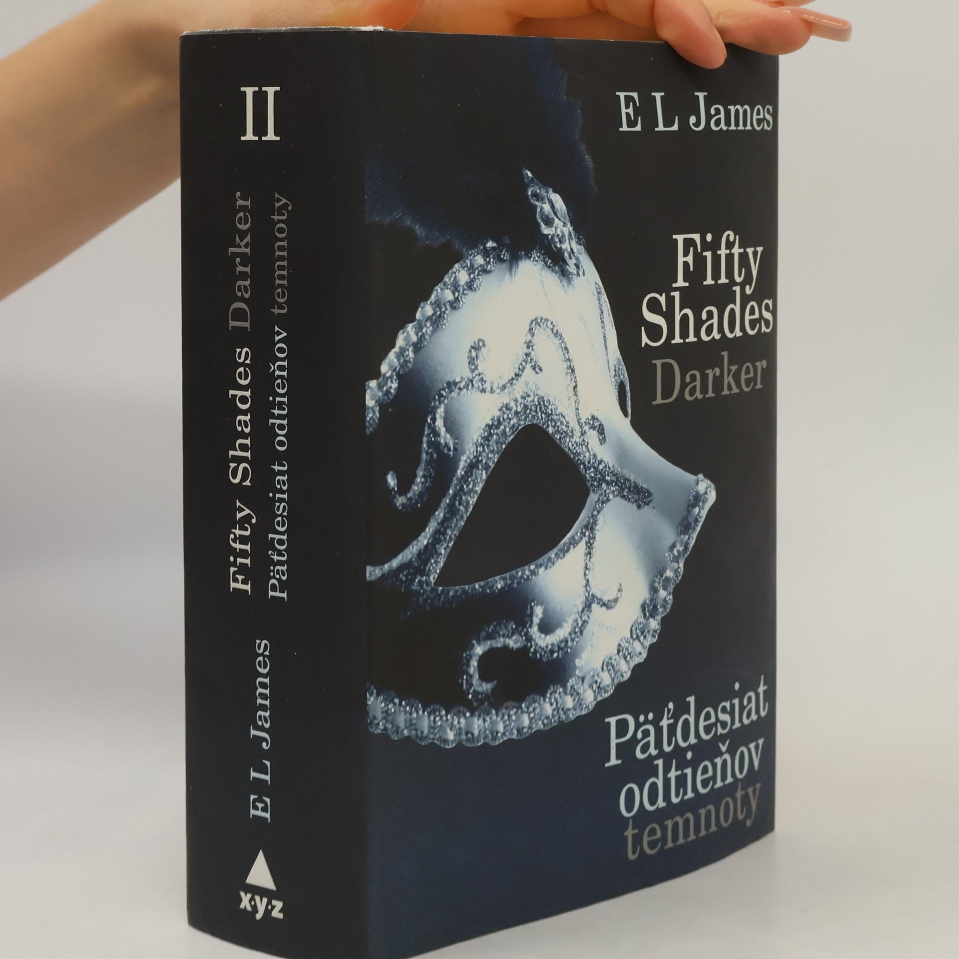 E. L. James Päťdesiat odtieňov temnoty