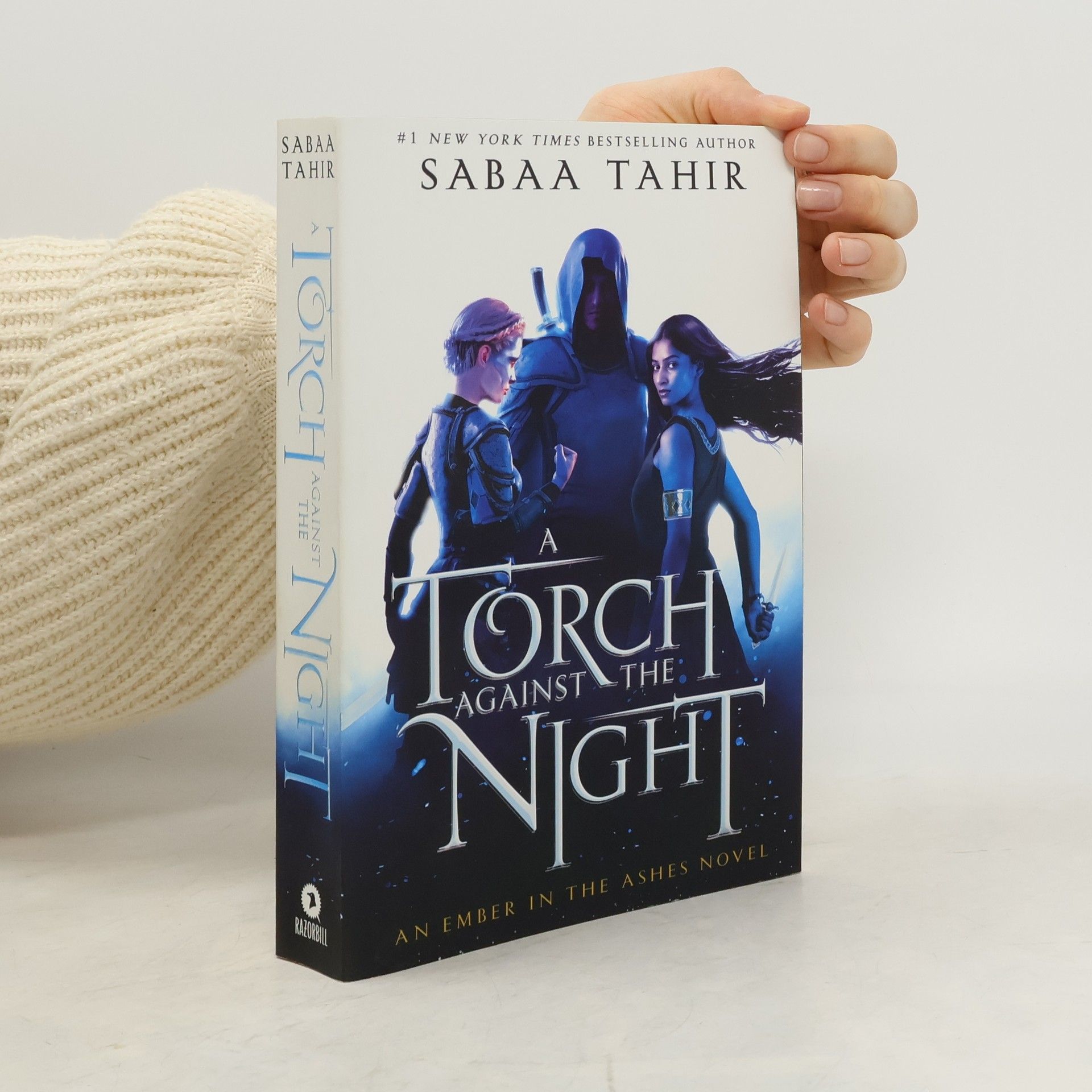 Sabaa Tahir A Torch Against the Night