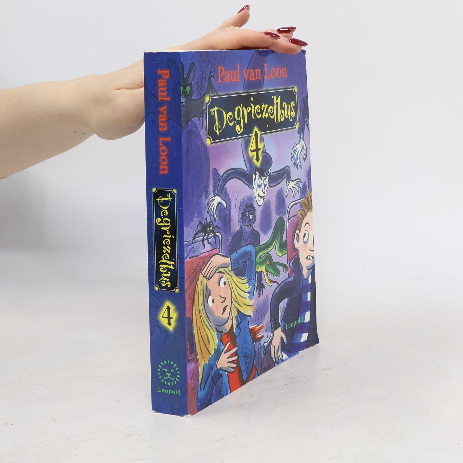 Paul van Loon De griezelbus 4