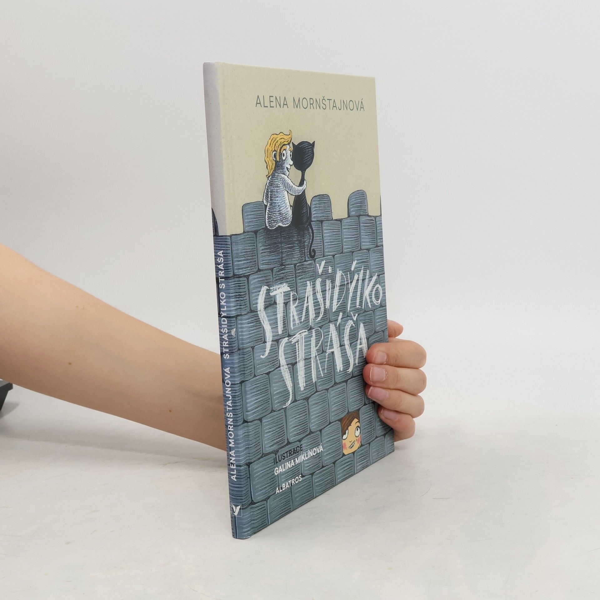 Alena Mornštajnová Strašidýlko Stráša