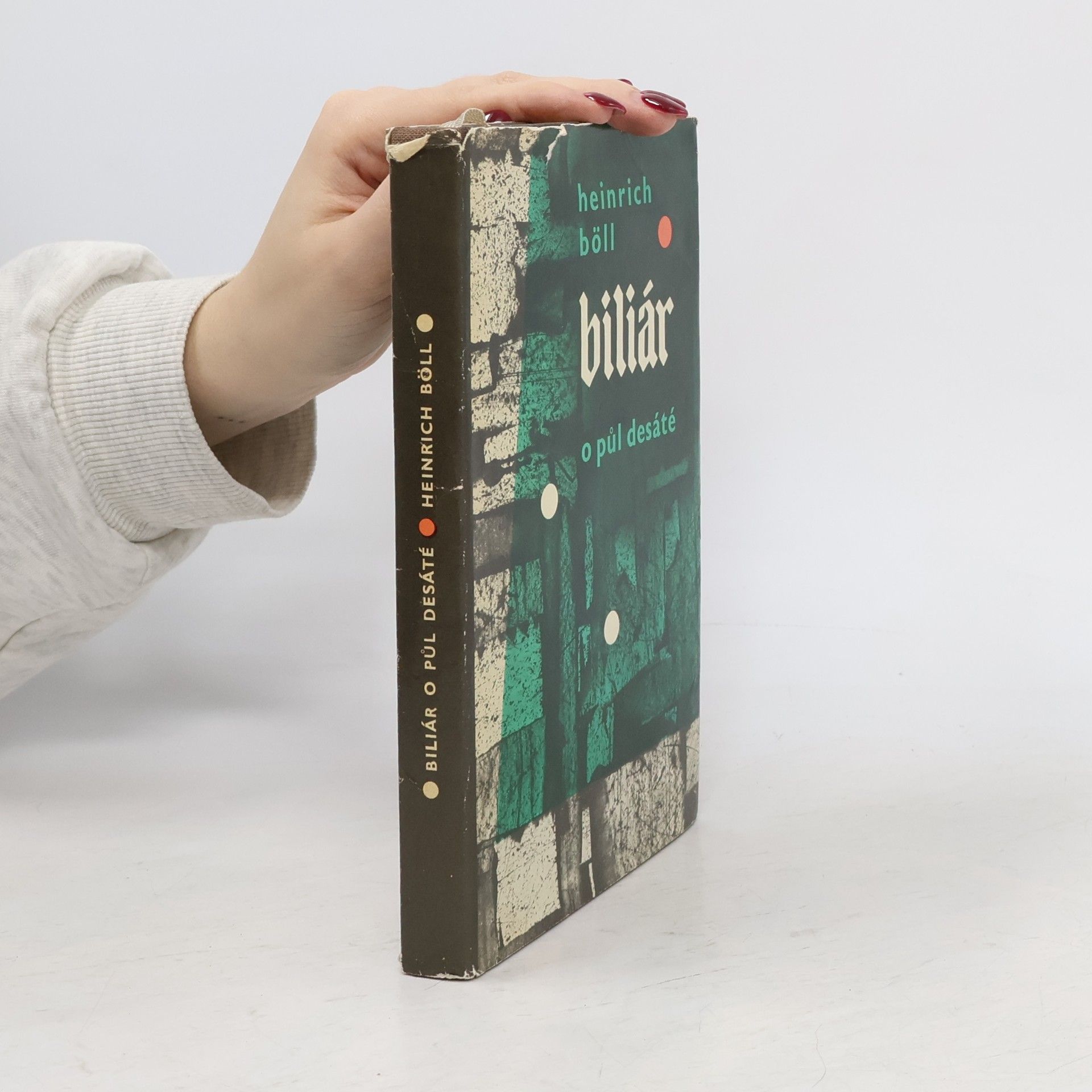 Heinrich Böll Biliár o půl desáté