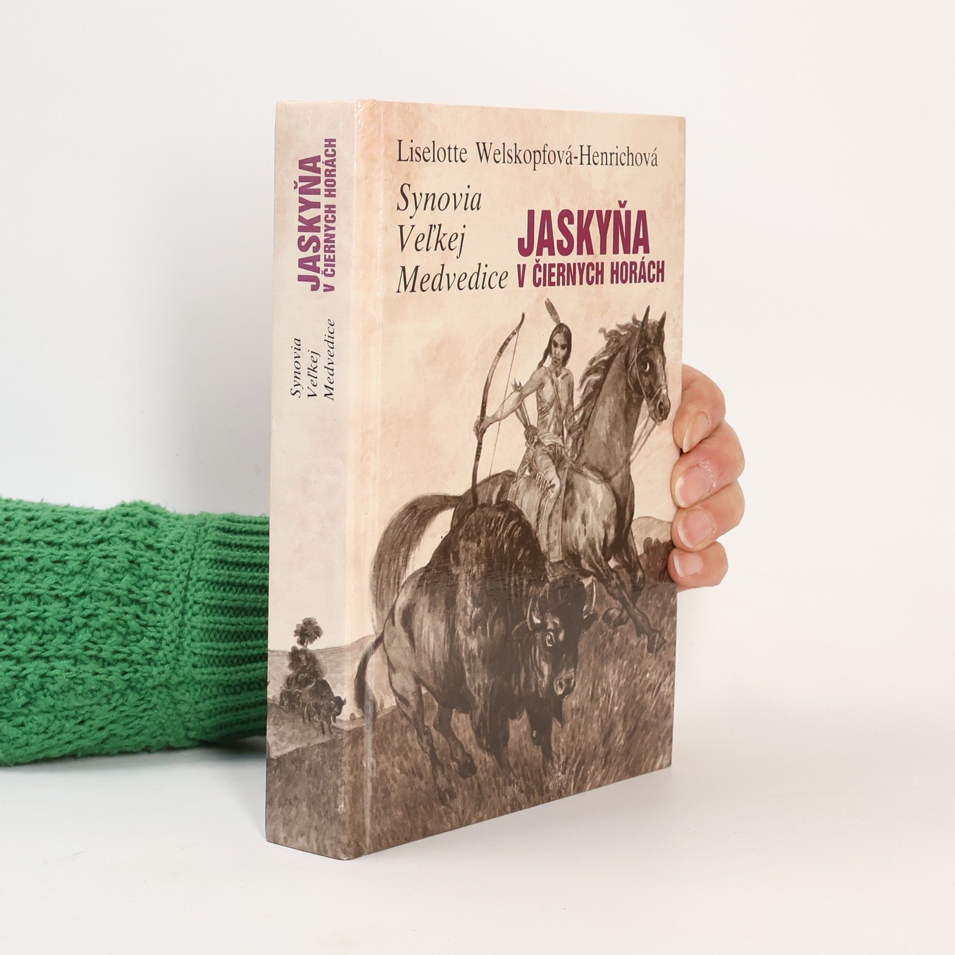 Synovia Veľkej Medvedice III. diel. Jaskyňa v Čiernych horách