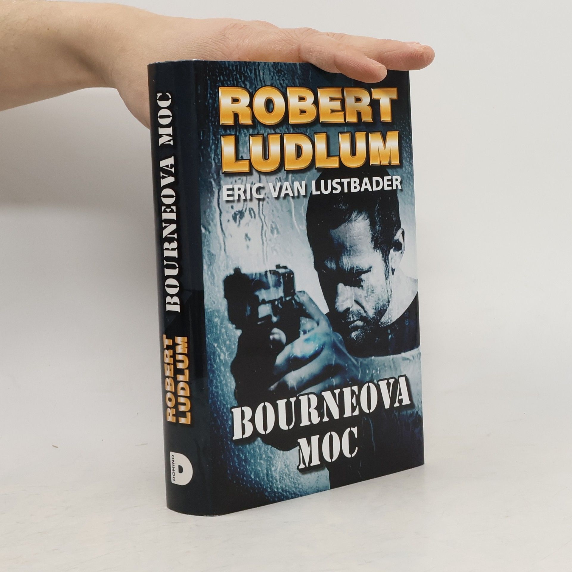 Robert Ludlum Bourneova moc