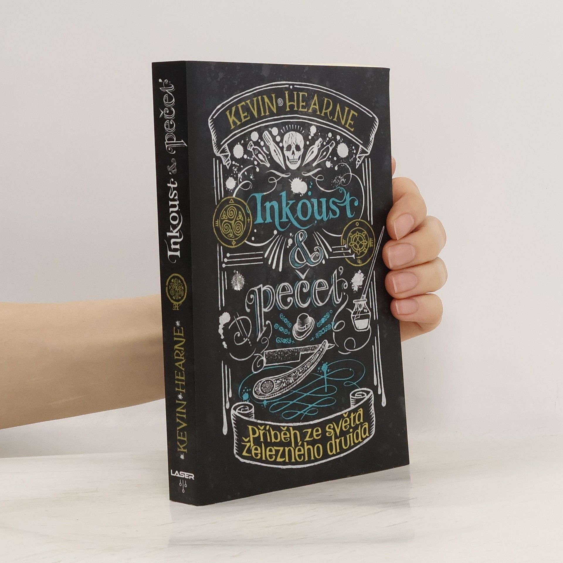 Kevin Hearne Inkoust & pečeť