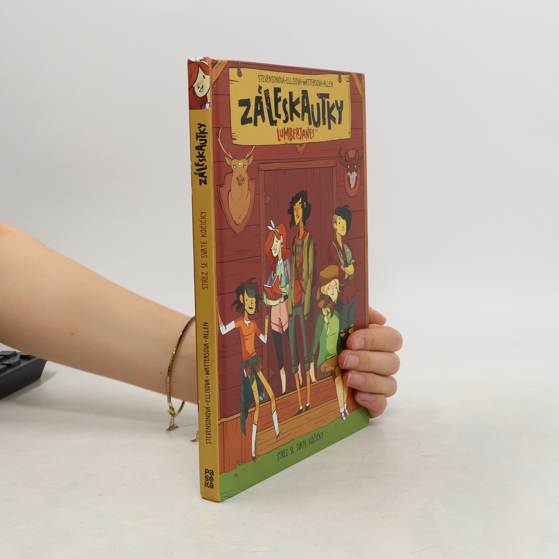 N.D. Stevenson Záleskautky = Lumberjanes. Střež se svaté kočičky