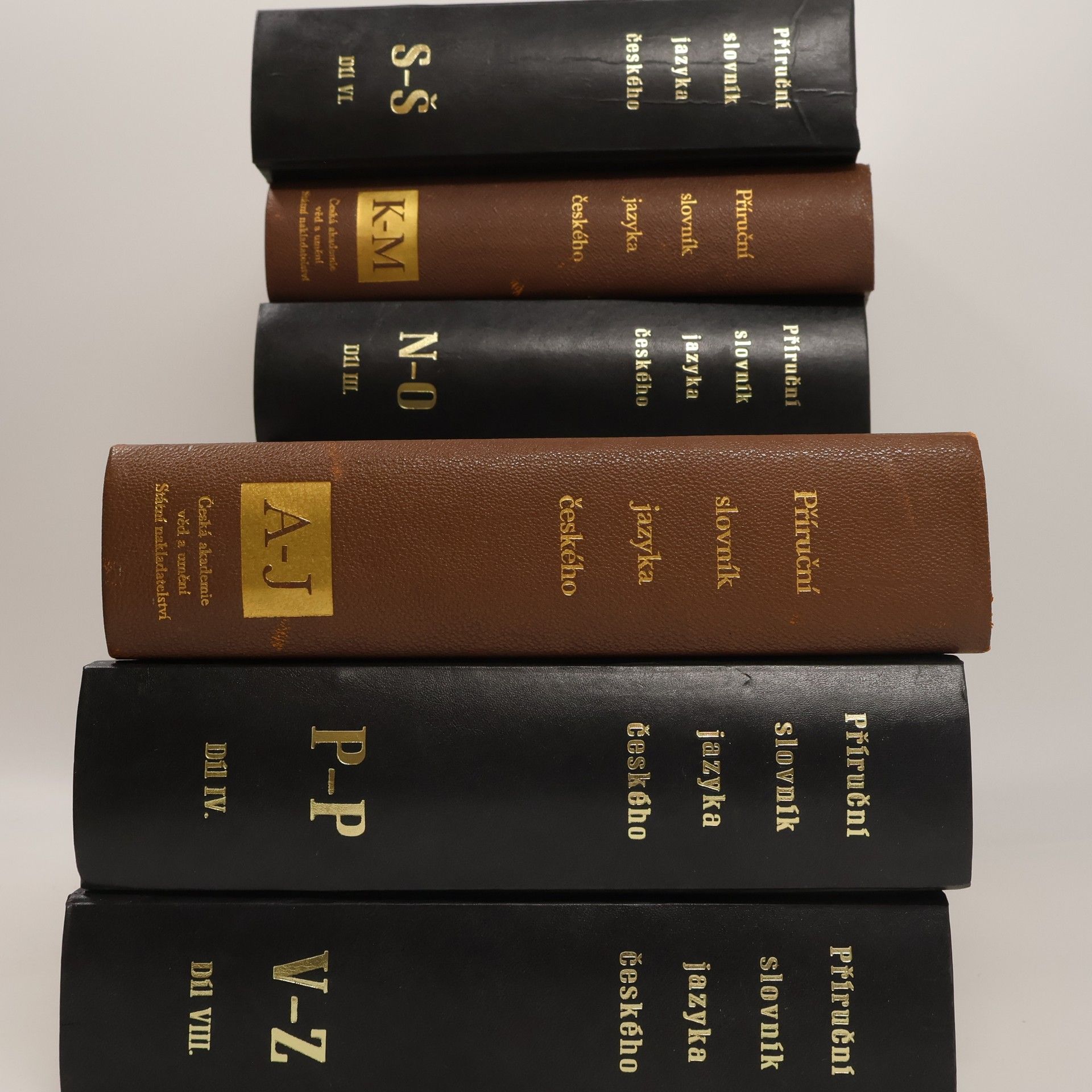 Autores varios Příruční slovník jazyka českého A - Ž, I. - VIII.