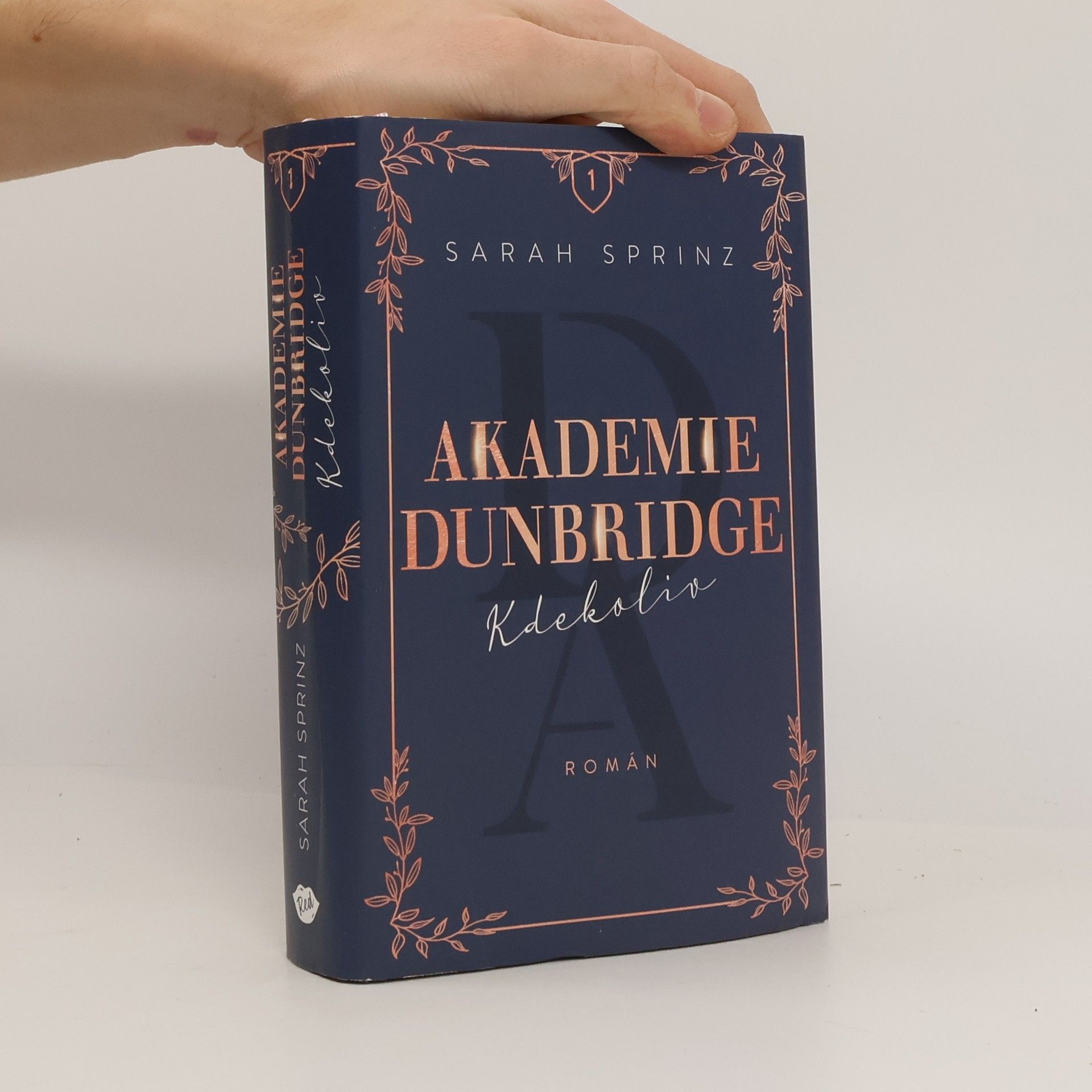 Sarah Sprinz Akademie Dunbridge. Kdekoliv