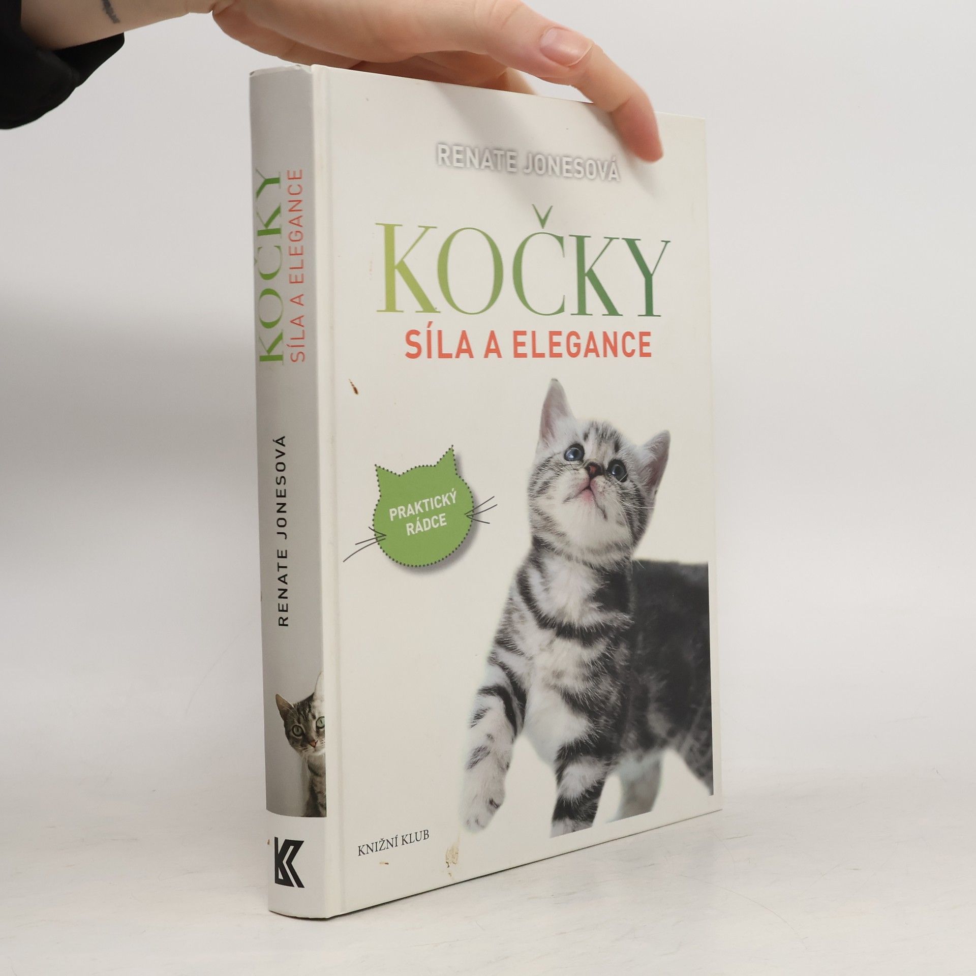 Renate Jones Kočky : síla a elegance