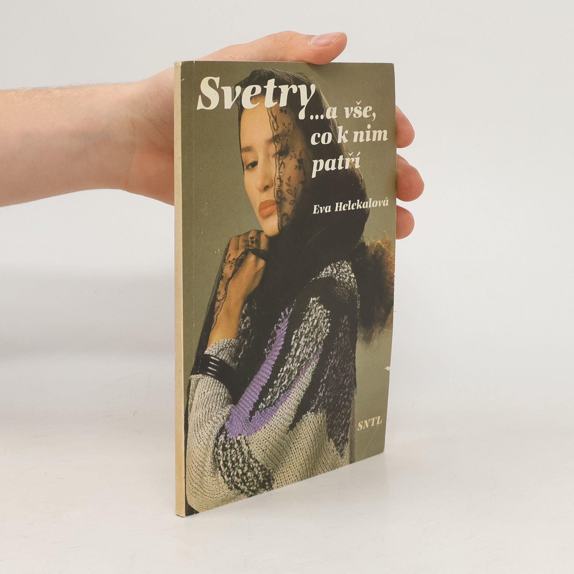 Eva Helekalová Svetry ... a vše, co k nim patří