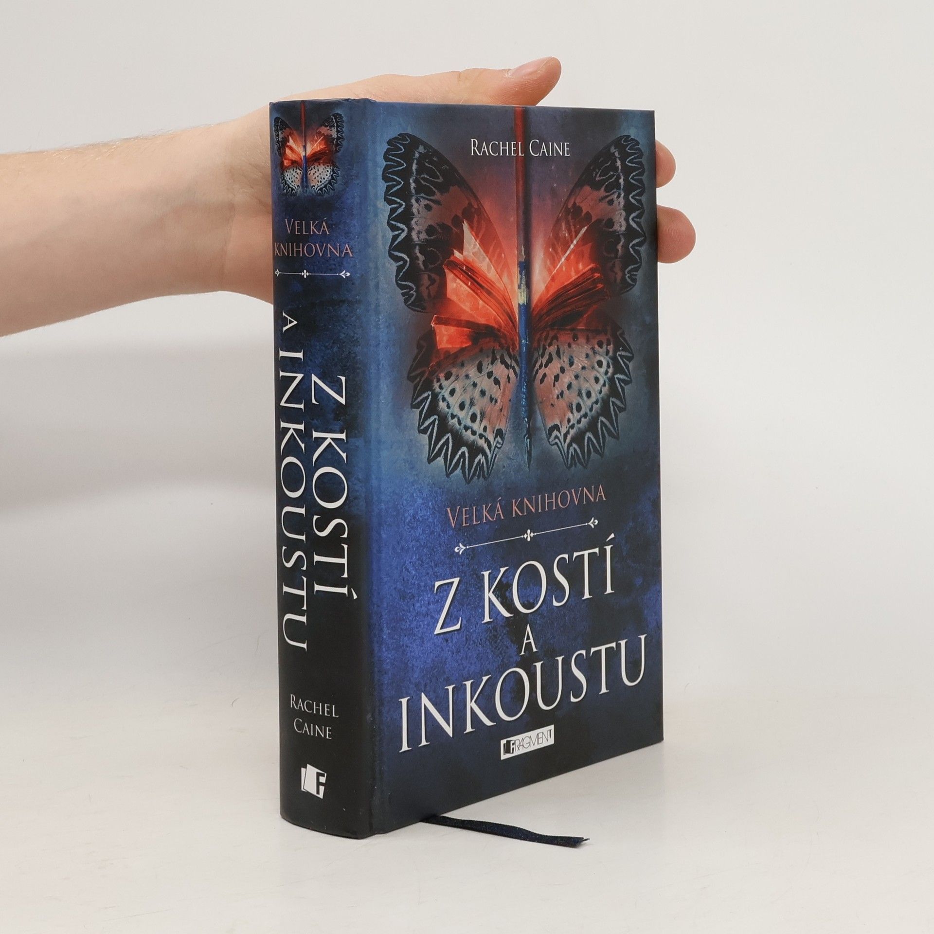 Rachel Caine Velká knihovna. Z kostí a inkoustu
