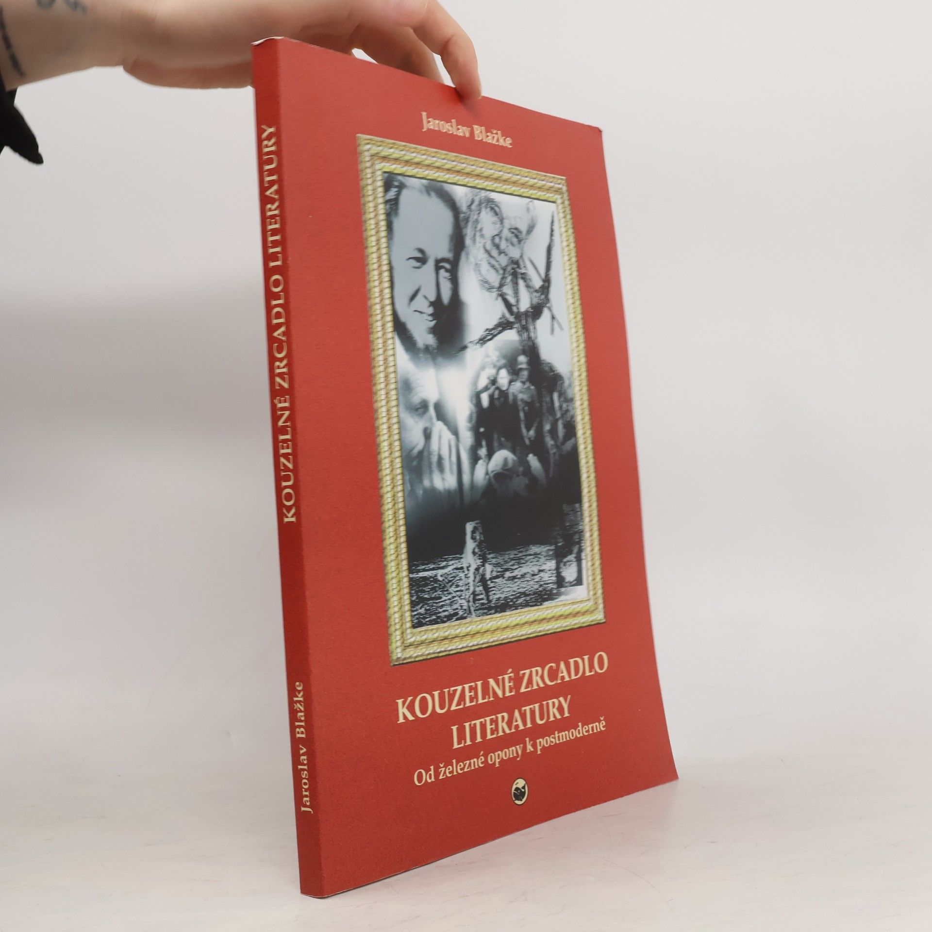 Kouzelné zrcadlo literatury. Od železné opony k postmoderně