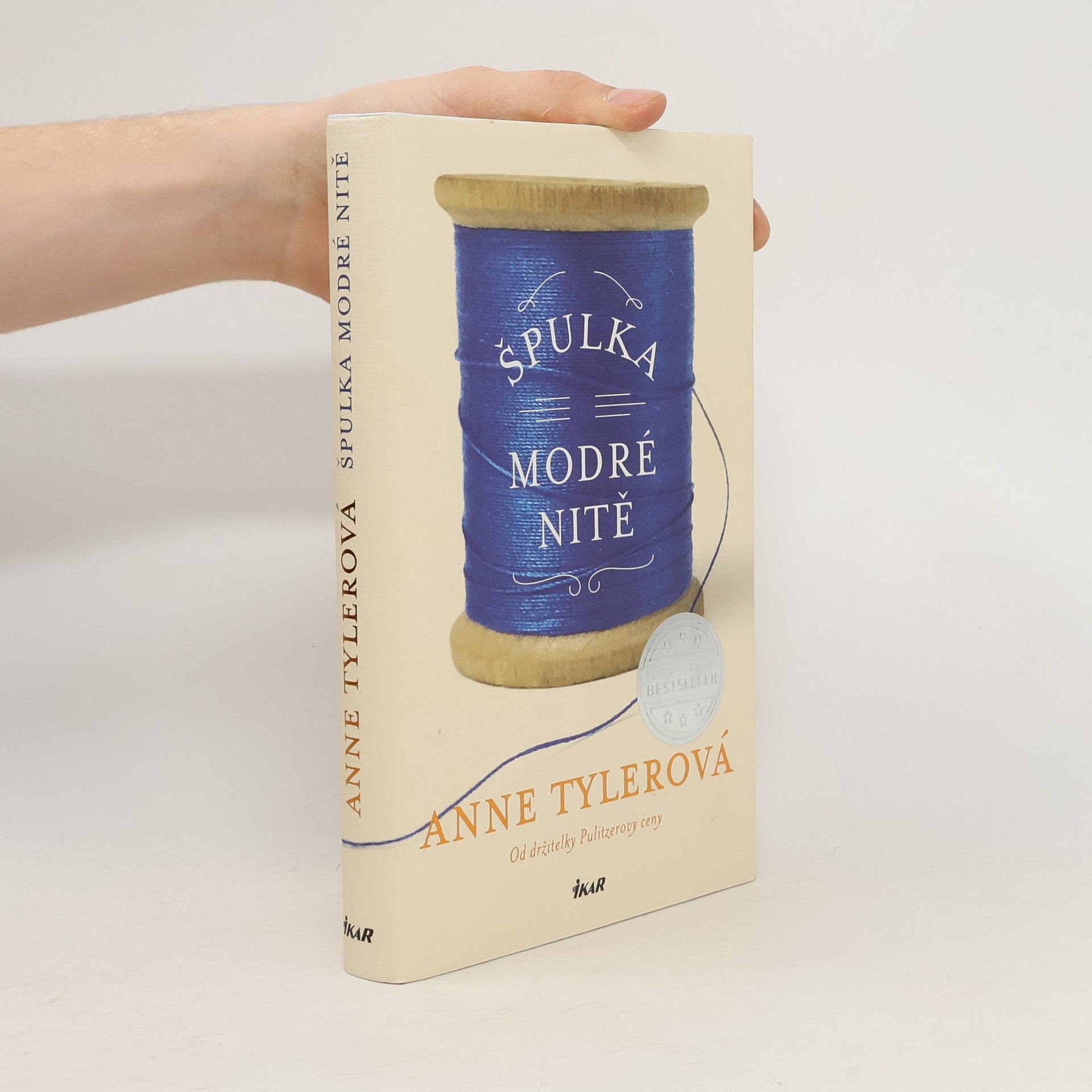 Anne Tyler Špulka modré nitě