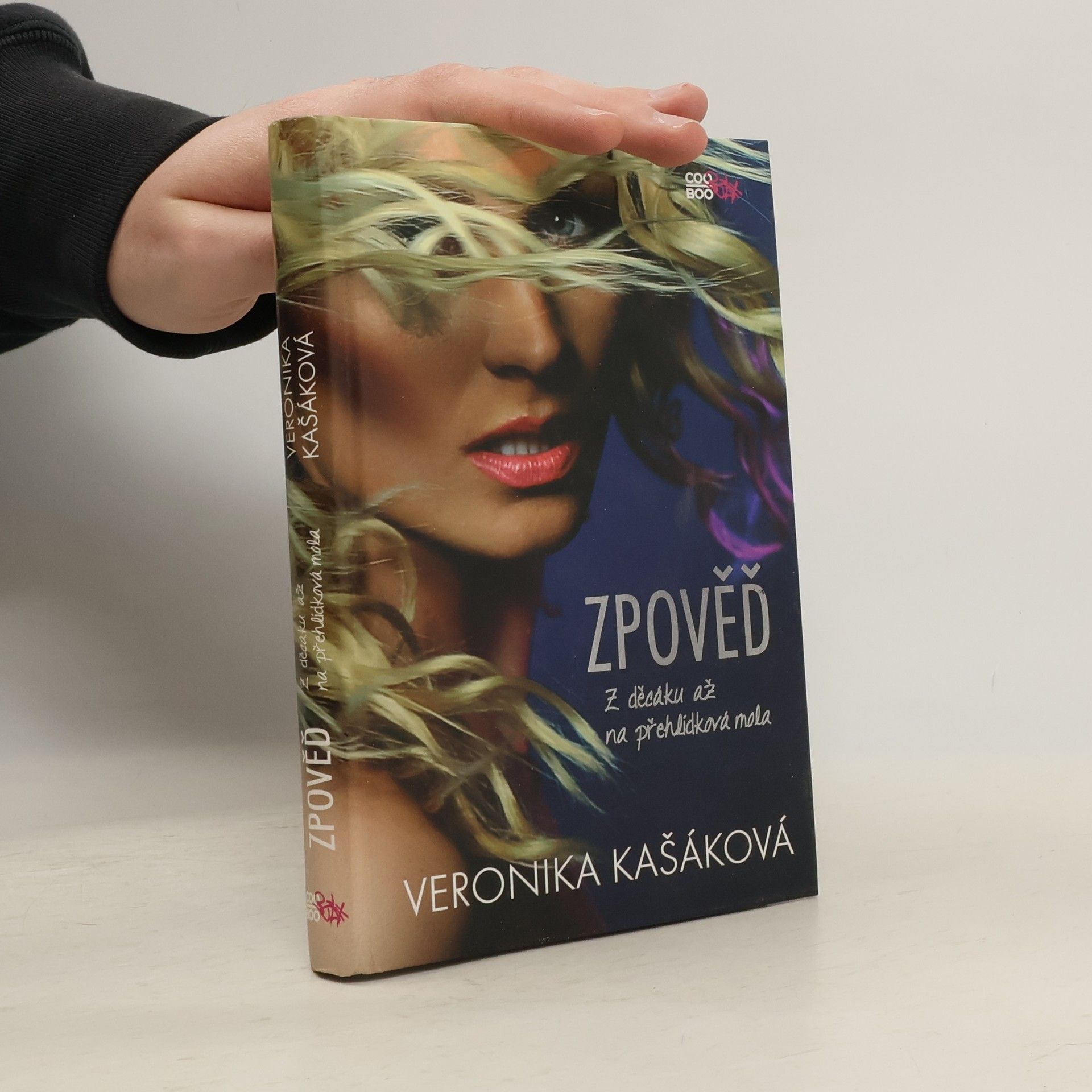 Veronika Kašáková Zpověď. Z děcáku až na přehlídková mola