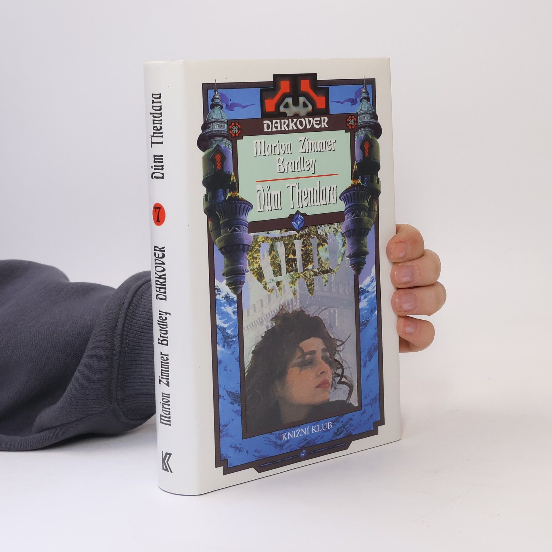 Marion Zimmer Bradley Darkover. Dům Thendara